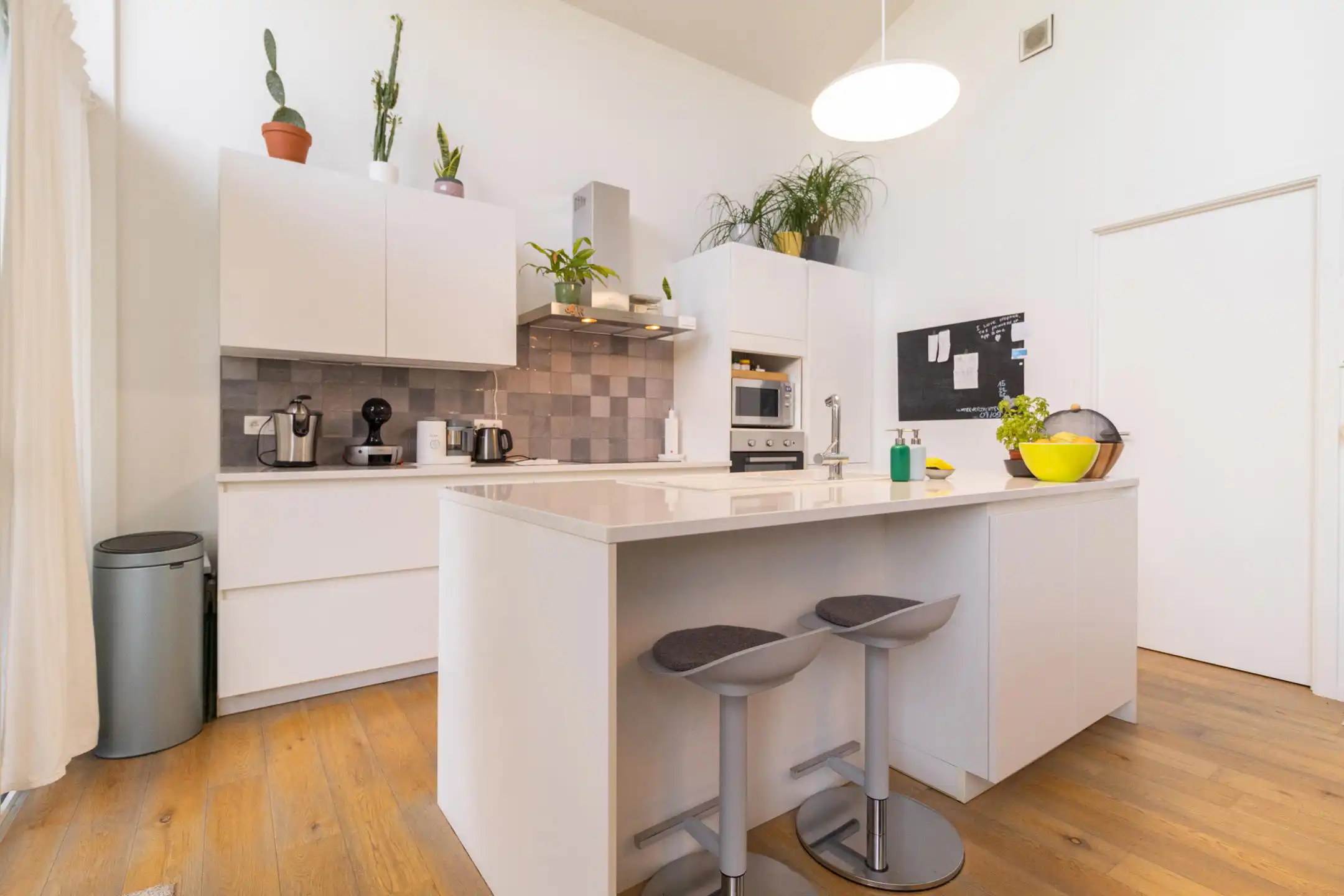 Prachtig Duplex appartement met tuin foto 5