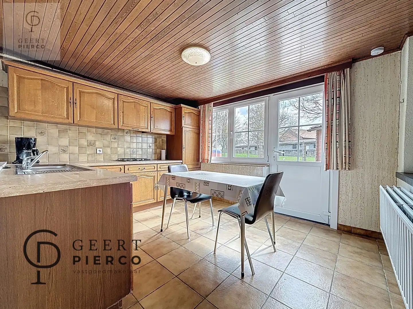 Charmante woning te Neerhespen foto 12
