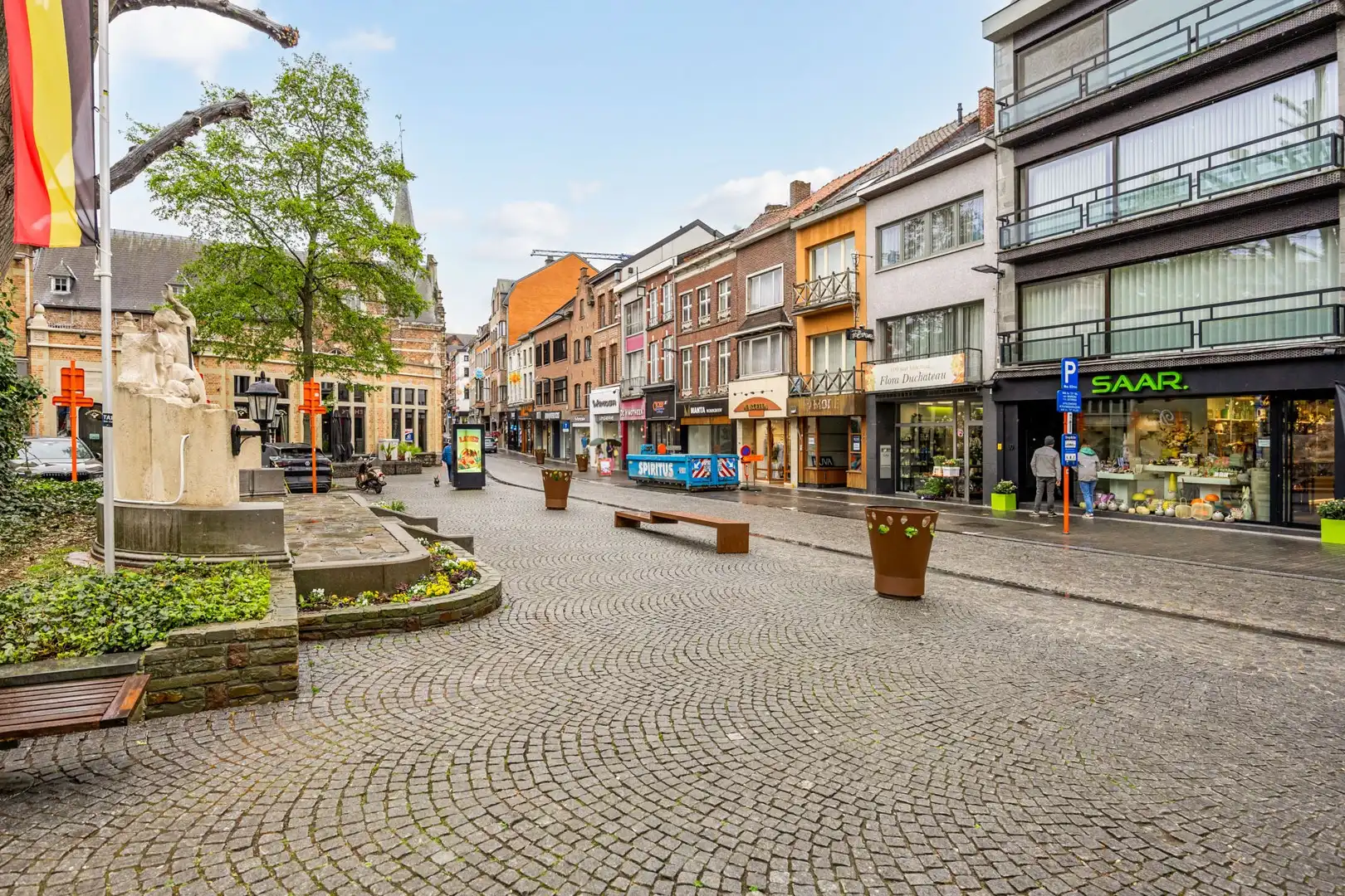 Handelspand met woonst in het centrum van Sint-Truiden. foto 13