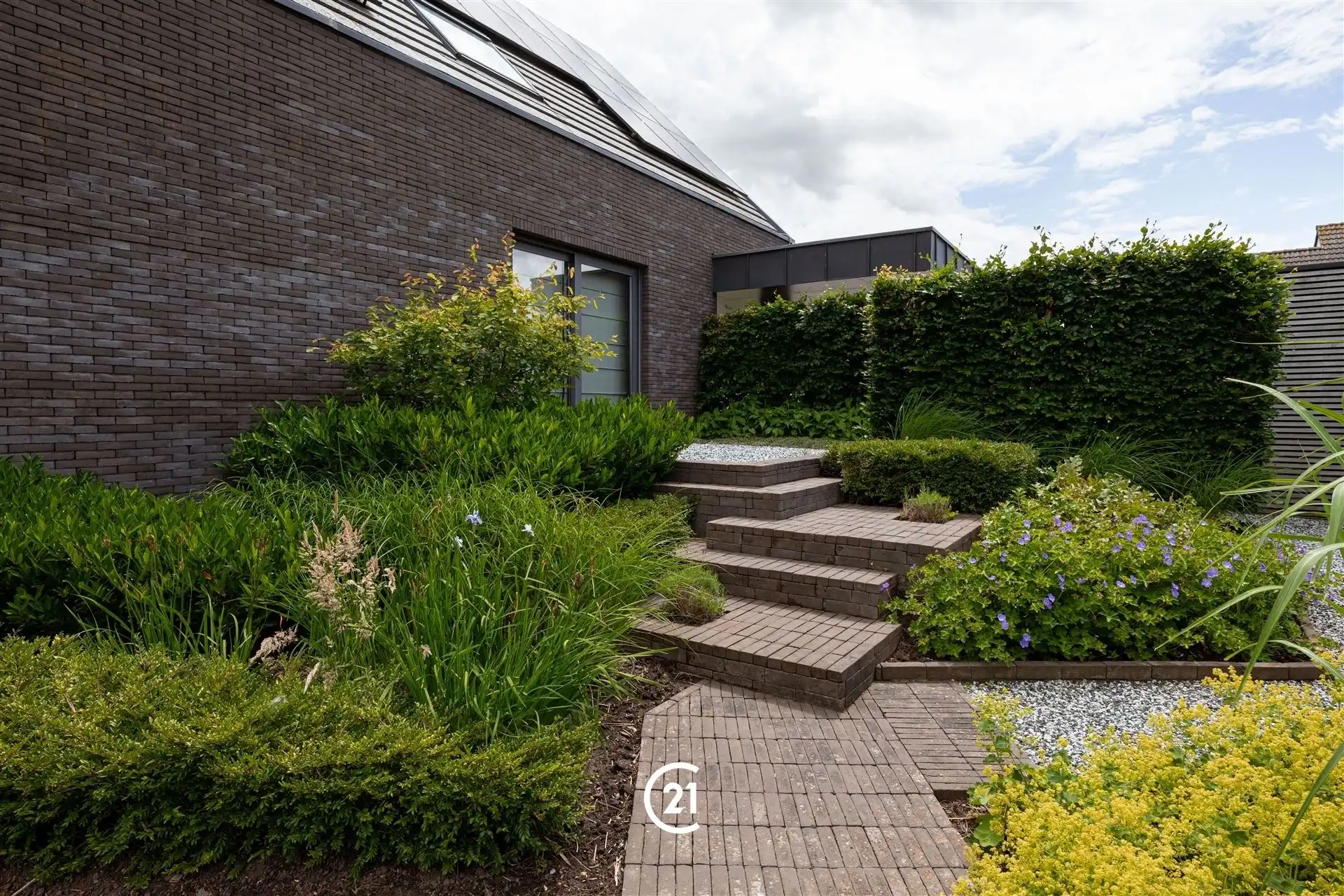 Modern wonen in een rustige, groene omgeving foto 11