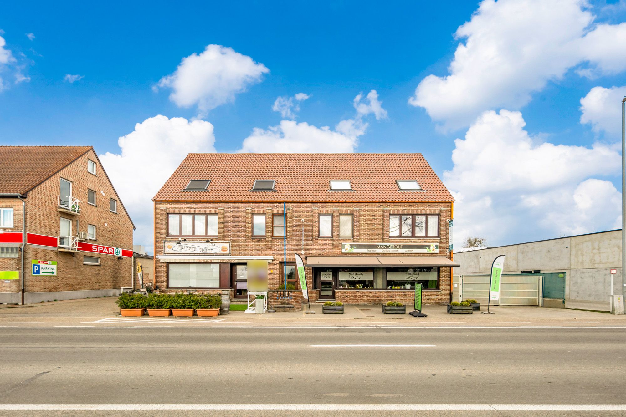 Ruim instapklaar appartement met groot terras en twee slaapkamers! foto 21