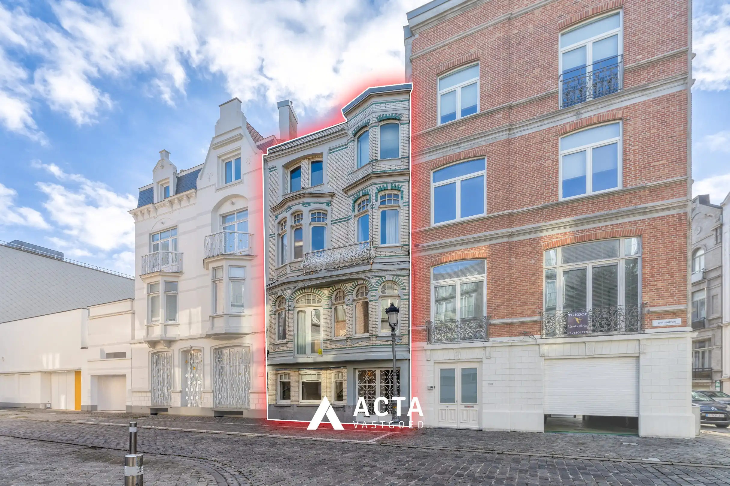 Gerenoveerd herenhuis in het centrum van Oostende foto {{pictureIndex}}