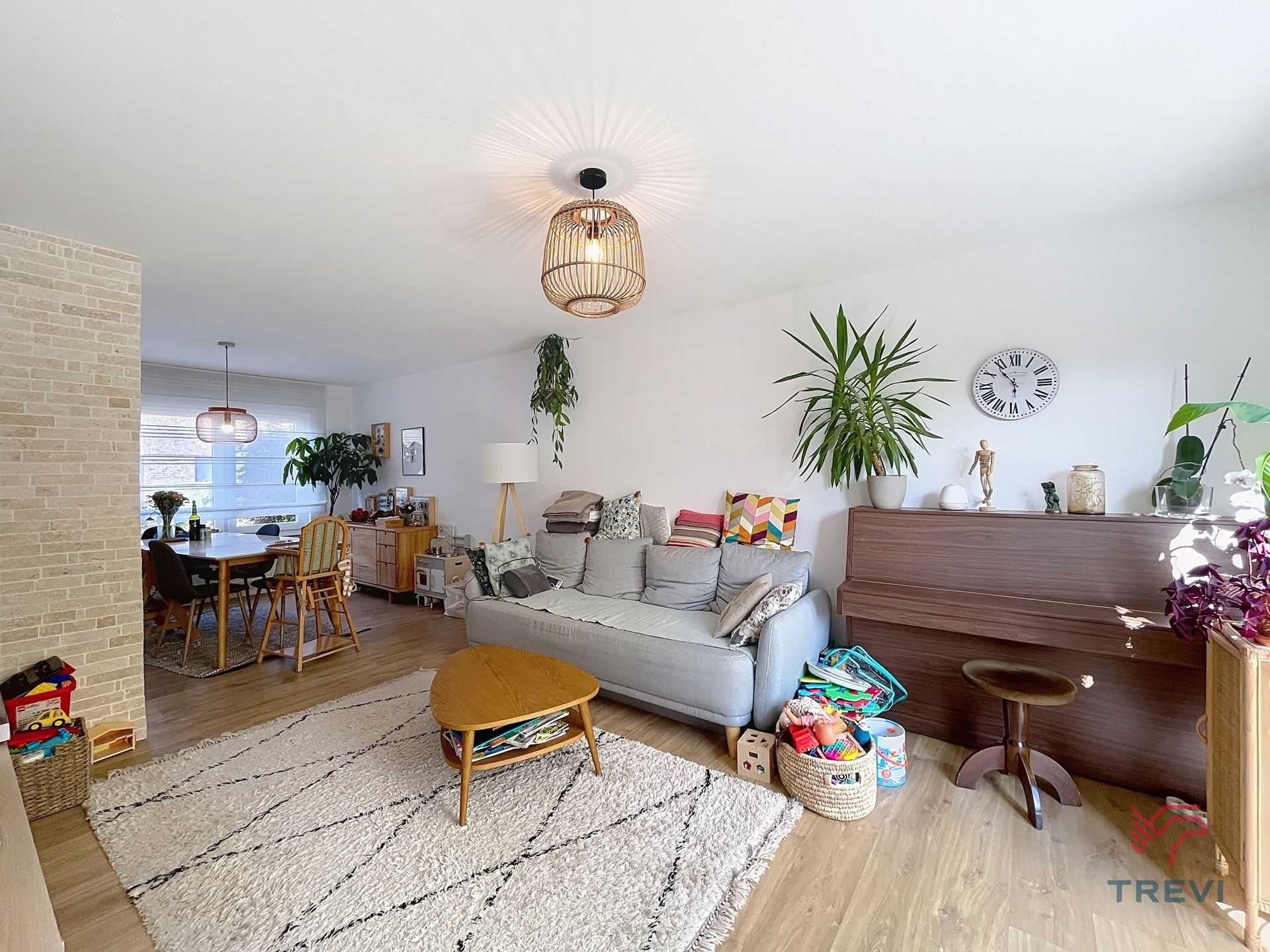 Aantrekkelijk huis met 3 slaapkamers en tuin  foto 4