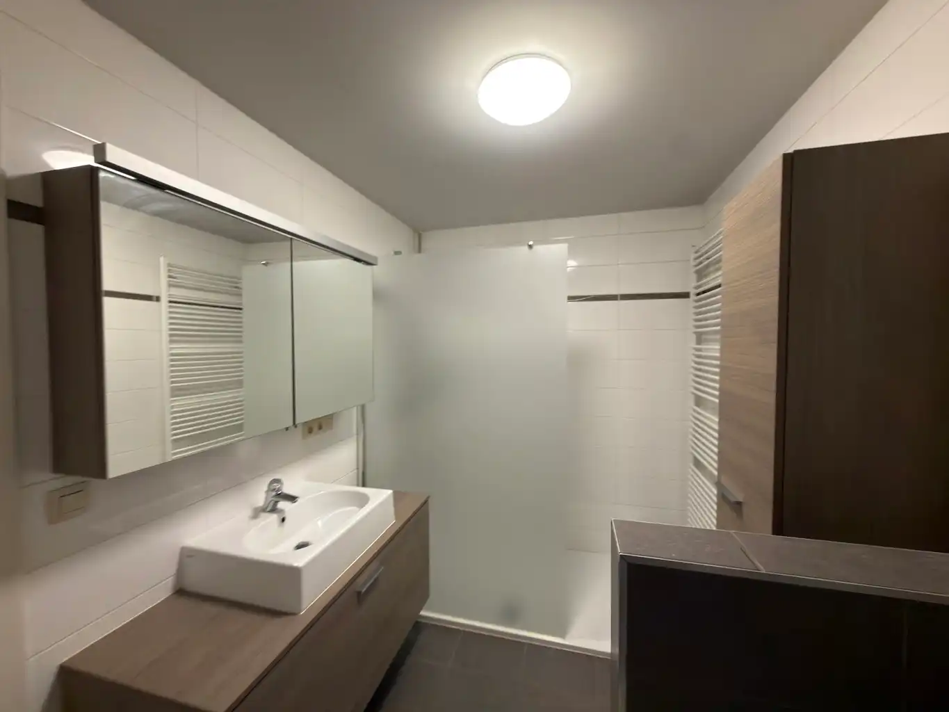 Duplex appartement met kelder en overdekte autostaanplaats foto 11