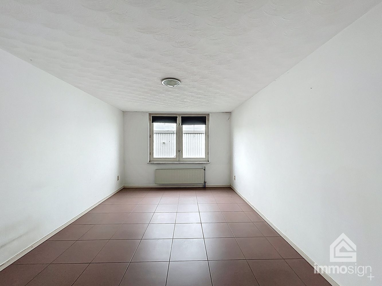 Bedrijfshal, kantoren en twee woonunits. Werken en wonen combineren op één strategische locatie! foto 31
