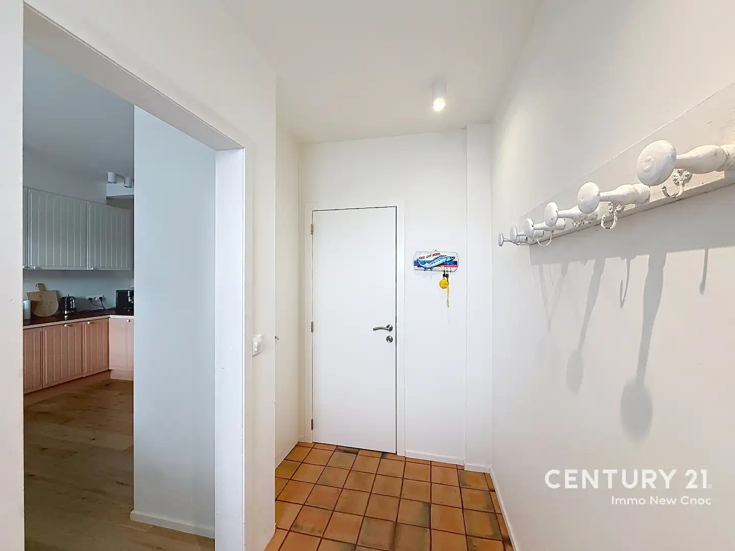 Charmante woning in Brugge (1937) met 4 slaapkamers, 2 badkamers en 155 m² woonoppervlakte op een perceel van 126 m² foto 6