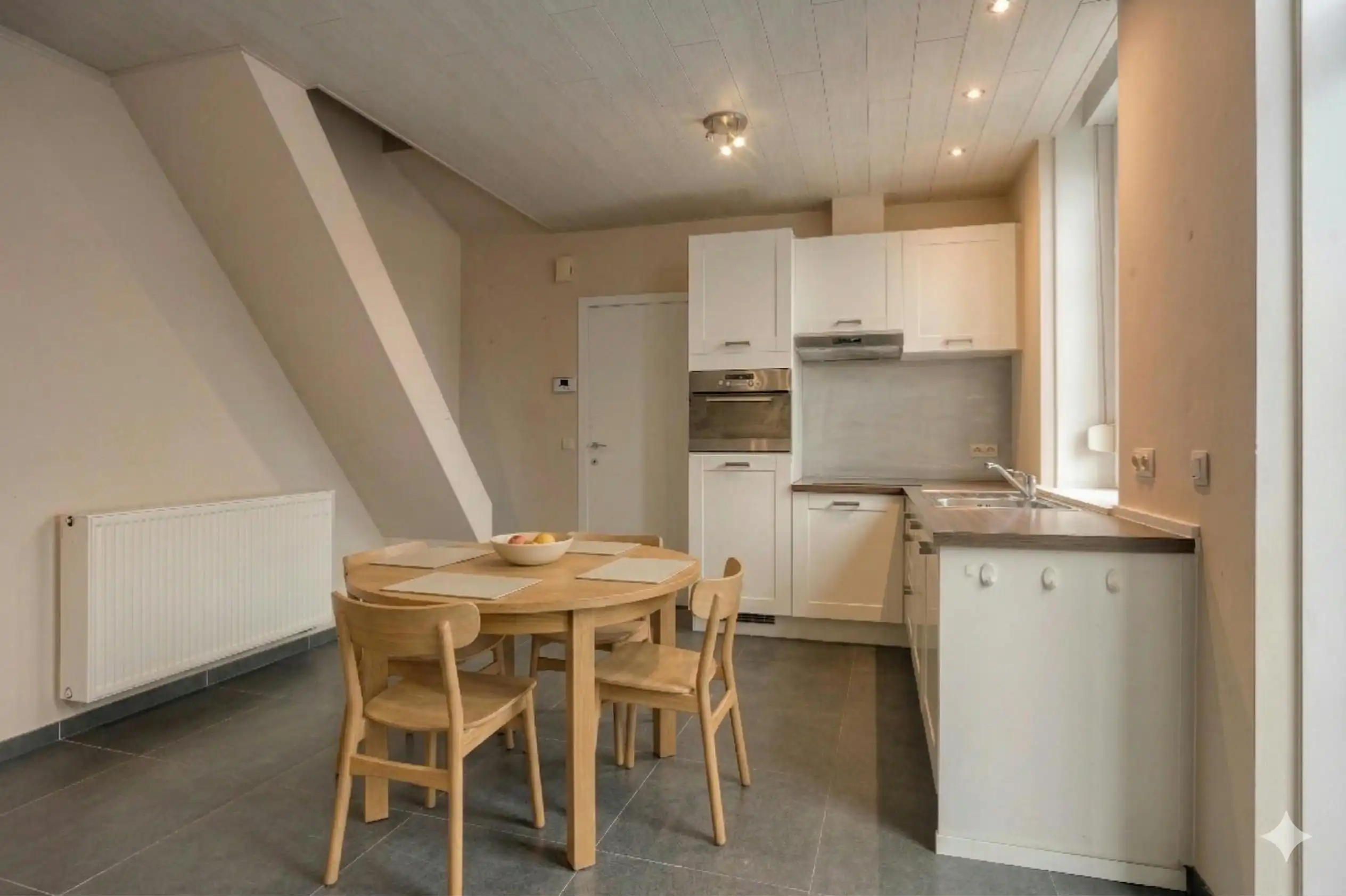 Charmante, instapklare stadswoning met zonnig terras foto 5