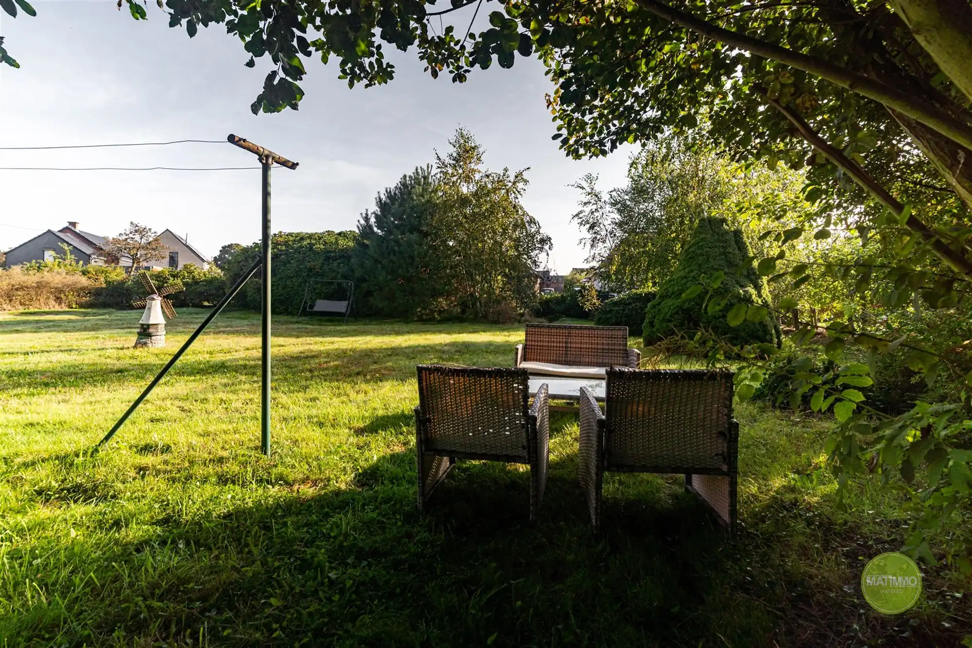 Karaktervolle woning op een uitzonderlijk ruim perceel!  foto 38