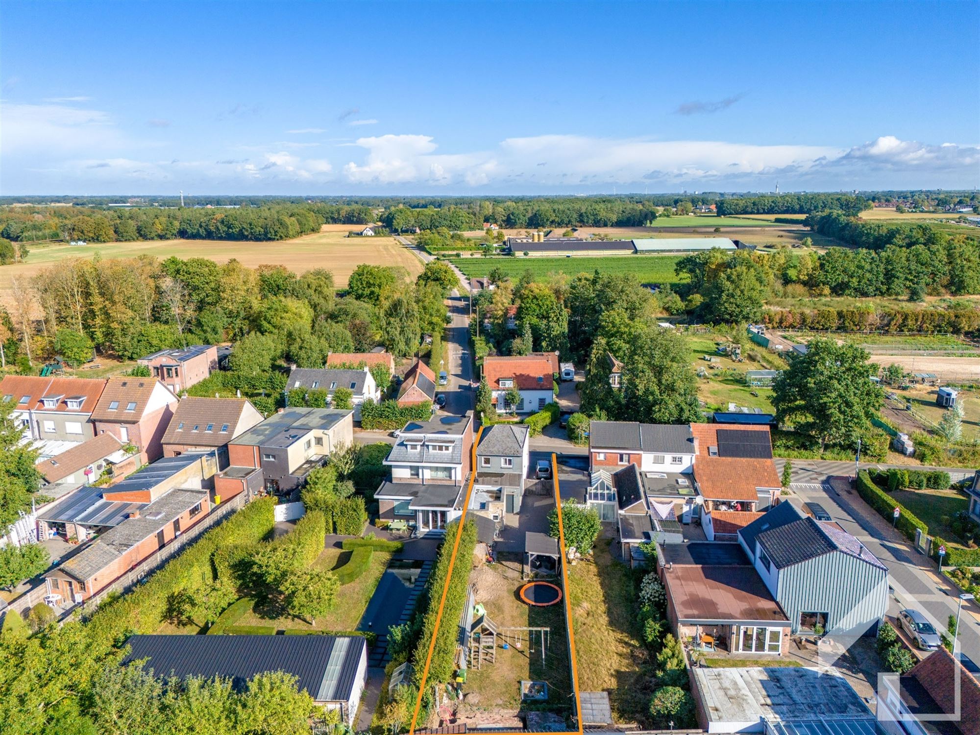 Instapklare gezinswoning met 3 à 4 slaapkamers en een ruime tuin  foto 16