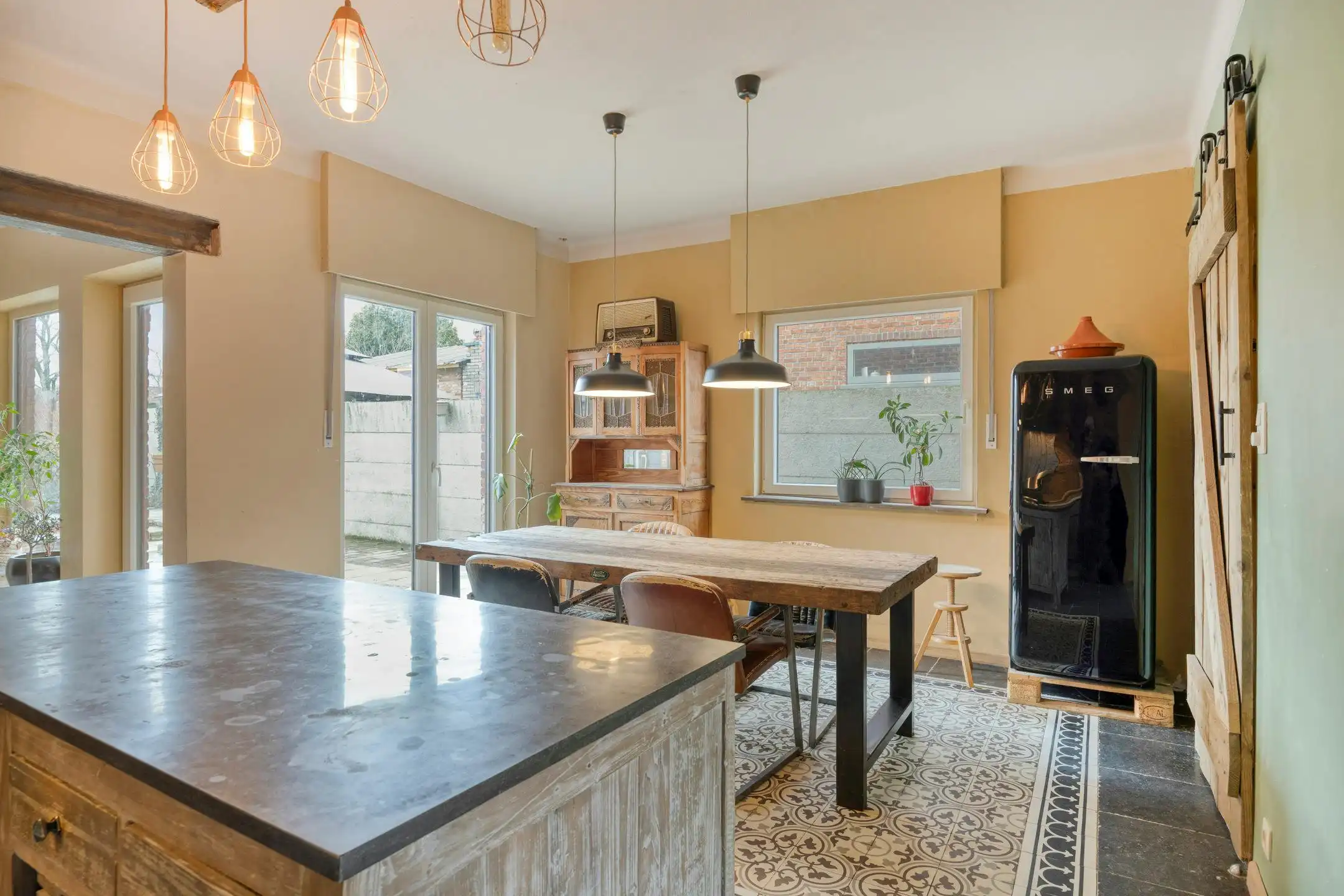 Gerenoveerde woning met bijgebouw te koop in Oud-Turnhout. foto 5