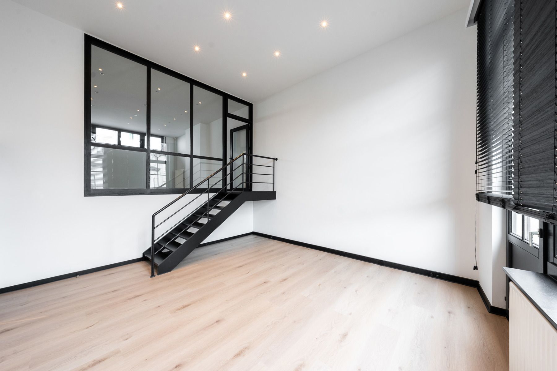 Prestigieus kantoorgebouw op TOPlocatie! foto 11