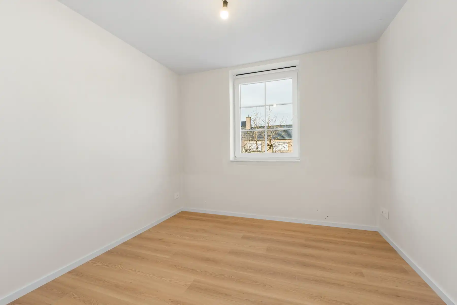 Landelijke, halfopen woning foto 22