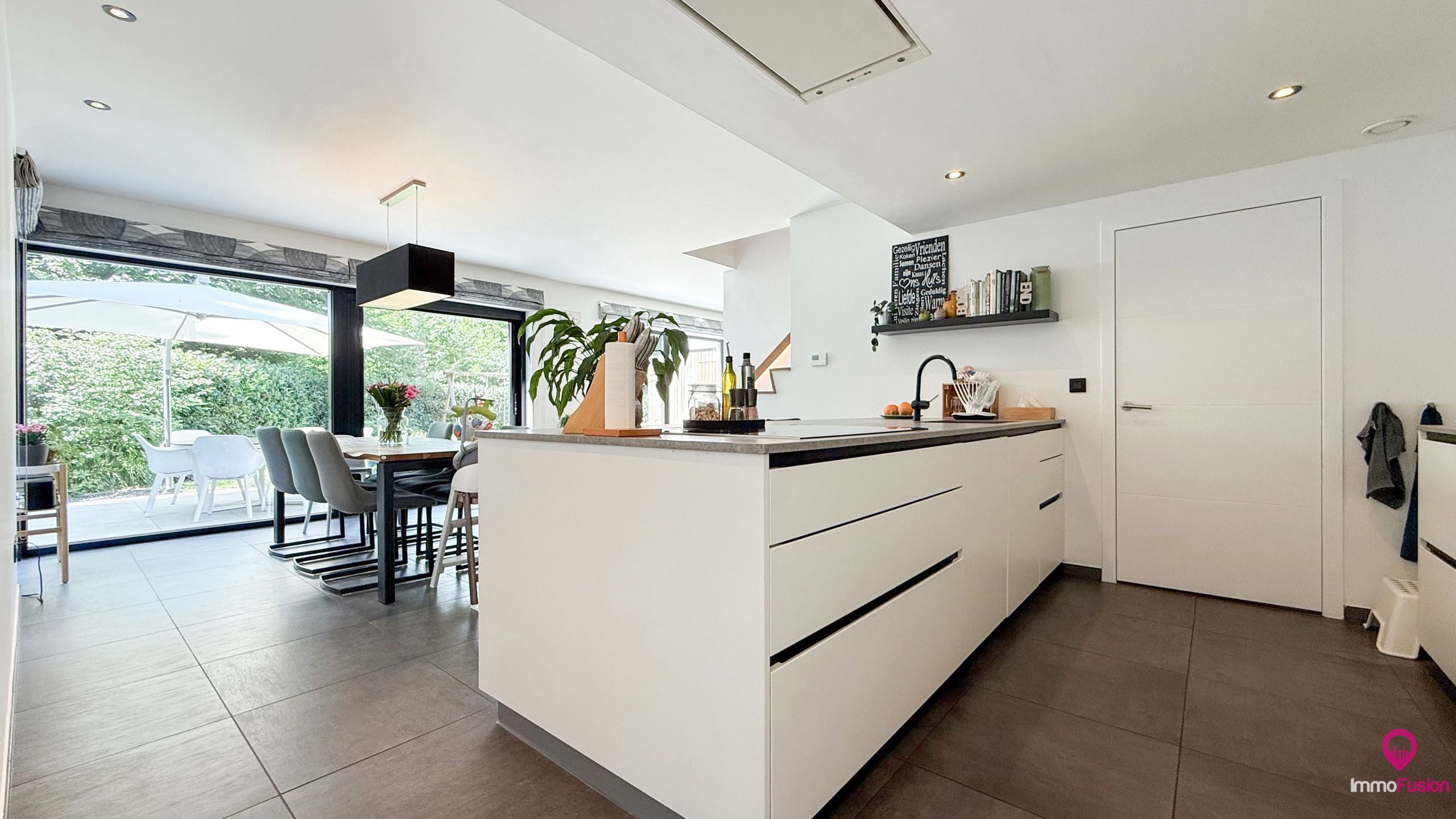 Ruime nieuwbouwwoning met 3 splks centrale ligging in Zolder centrum! foto 12