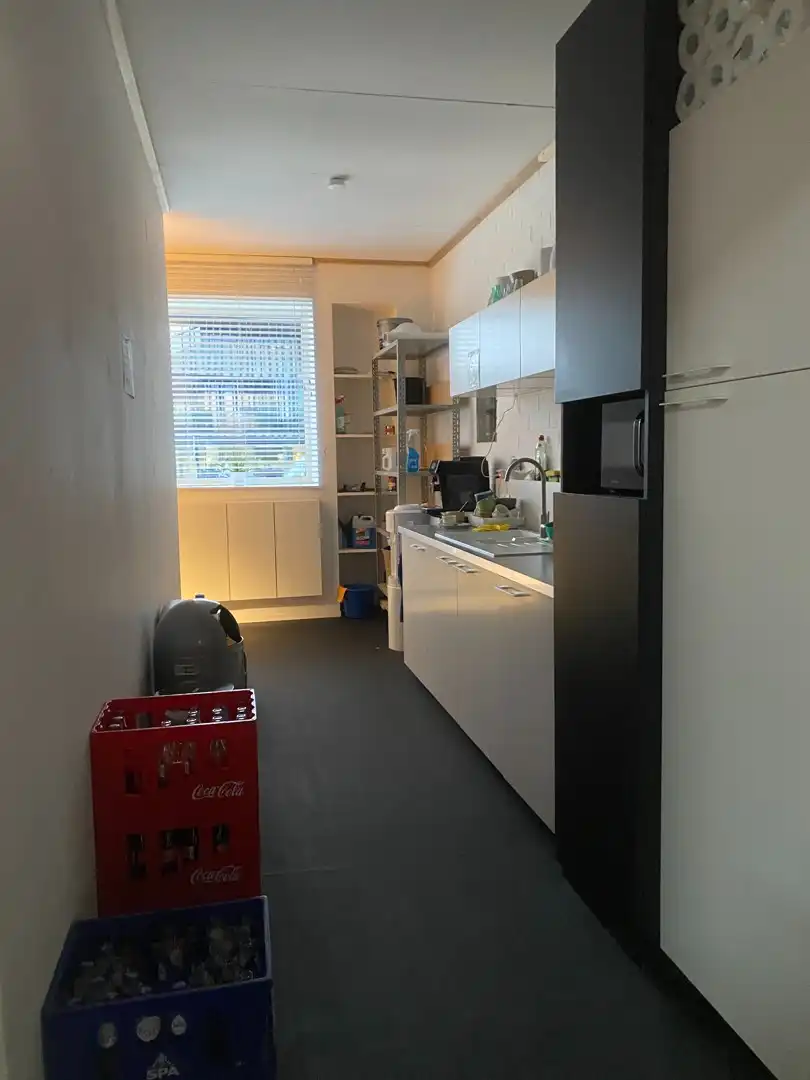 Retailopportuniteit met parkeergelegenheid op toplocatie in Aalter foto 8