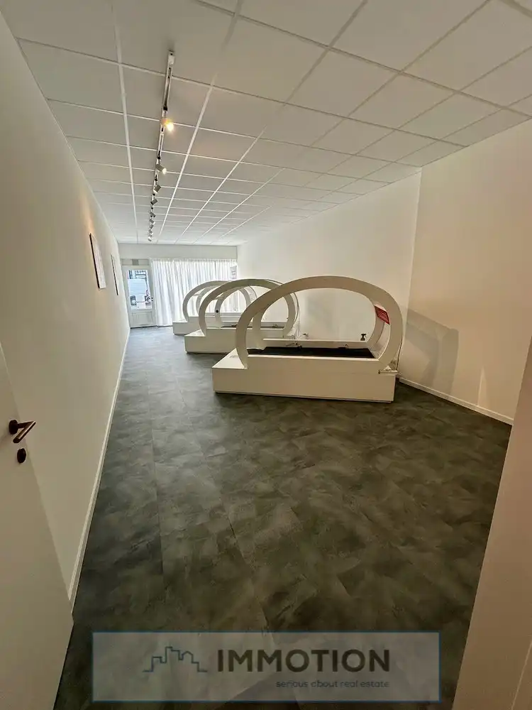 Handelspand te huur op zichtlocatie in Kortrijk! foto 3