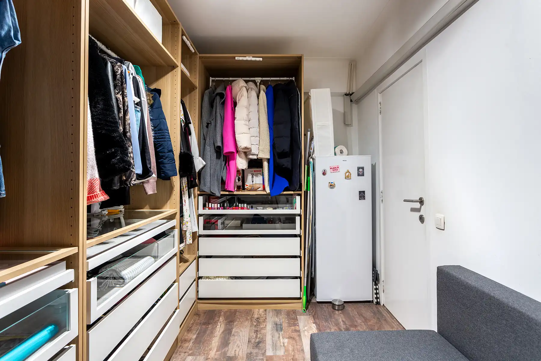 Merksem - Ruim instapklaar 2 slpk app. met terras en P foto 10