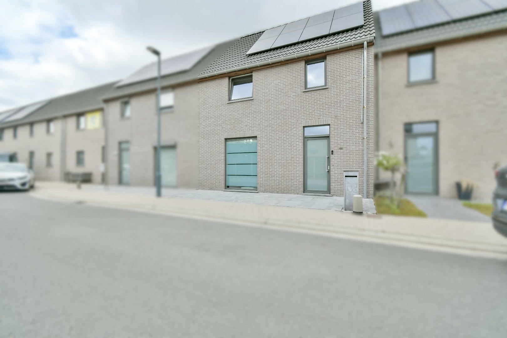 Energiezuinige woning in een rustige straat! foto {{pictureIndex}}