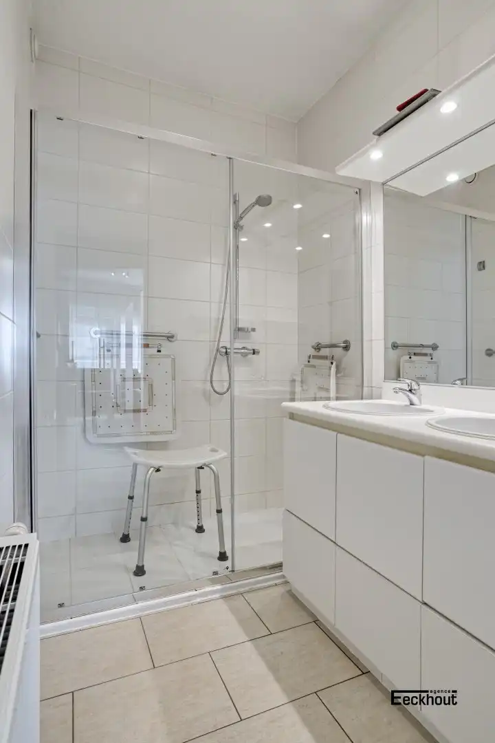 Recent gelijkvloersappartement op een prachtige locatie in centrum Oostende! foto 11