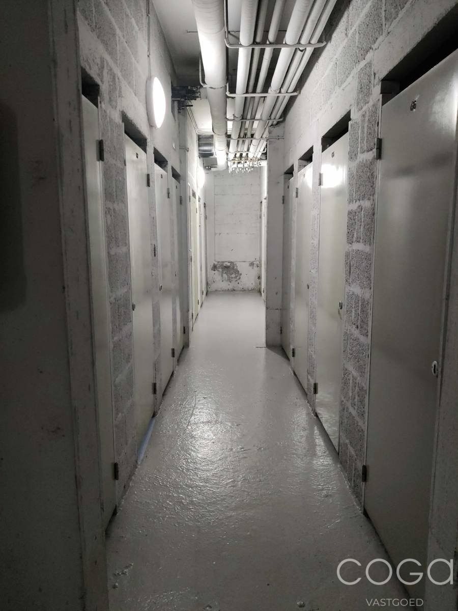 Appartement 2 slpks met zicht op de stad foto 18