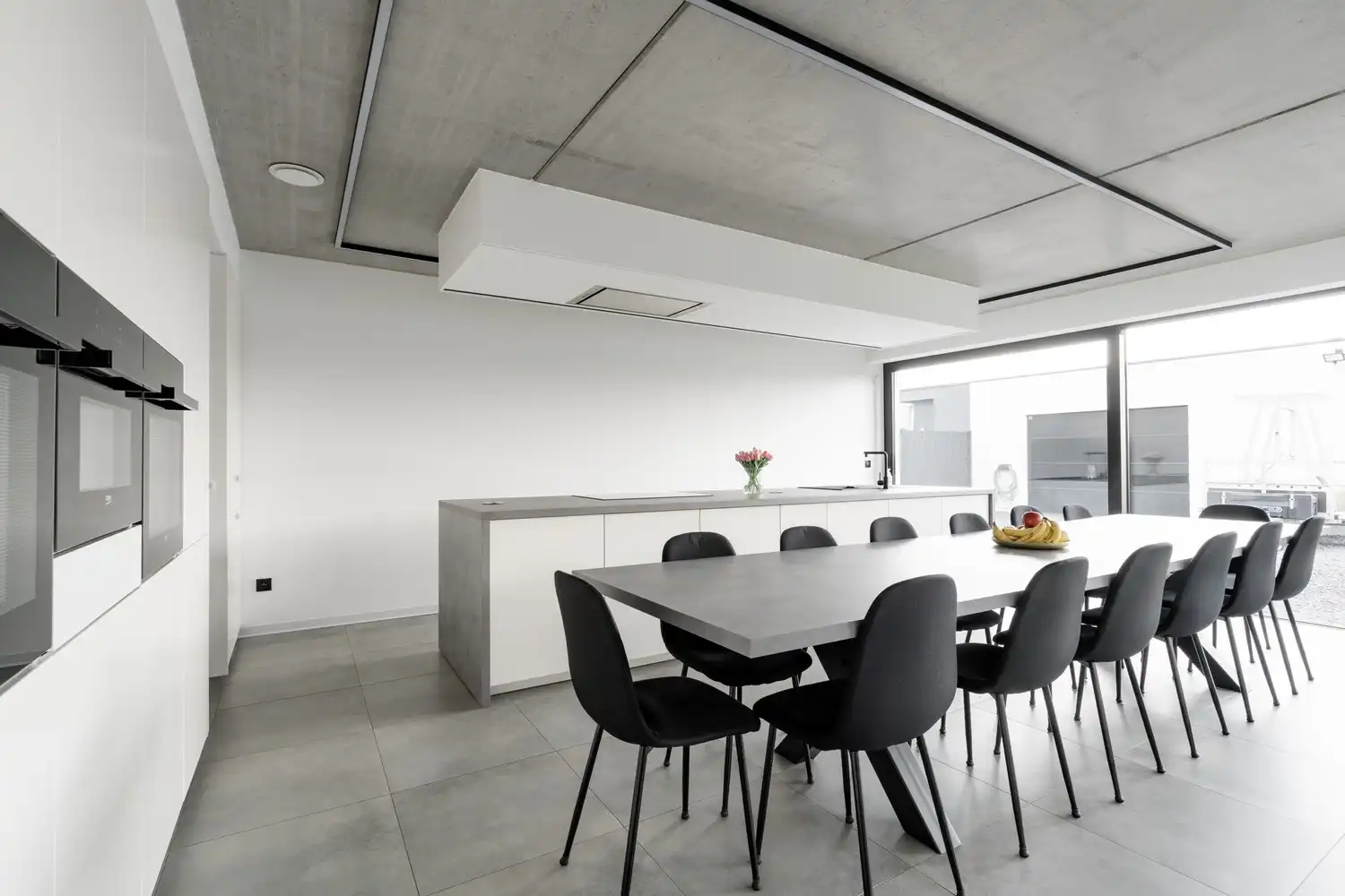 Moderne architecturale woning (2022) met 3 slaapkamers, bureau, kelder en ruime tuin te Pelt foto 11