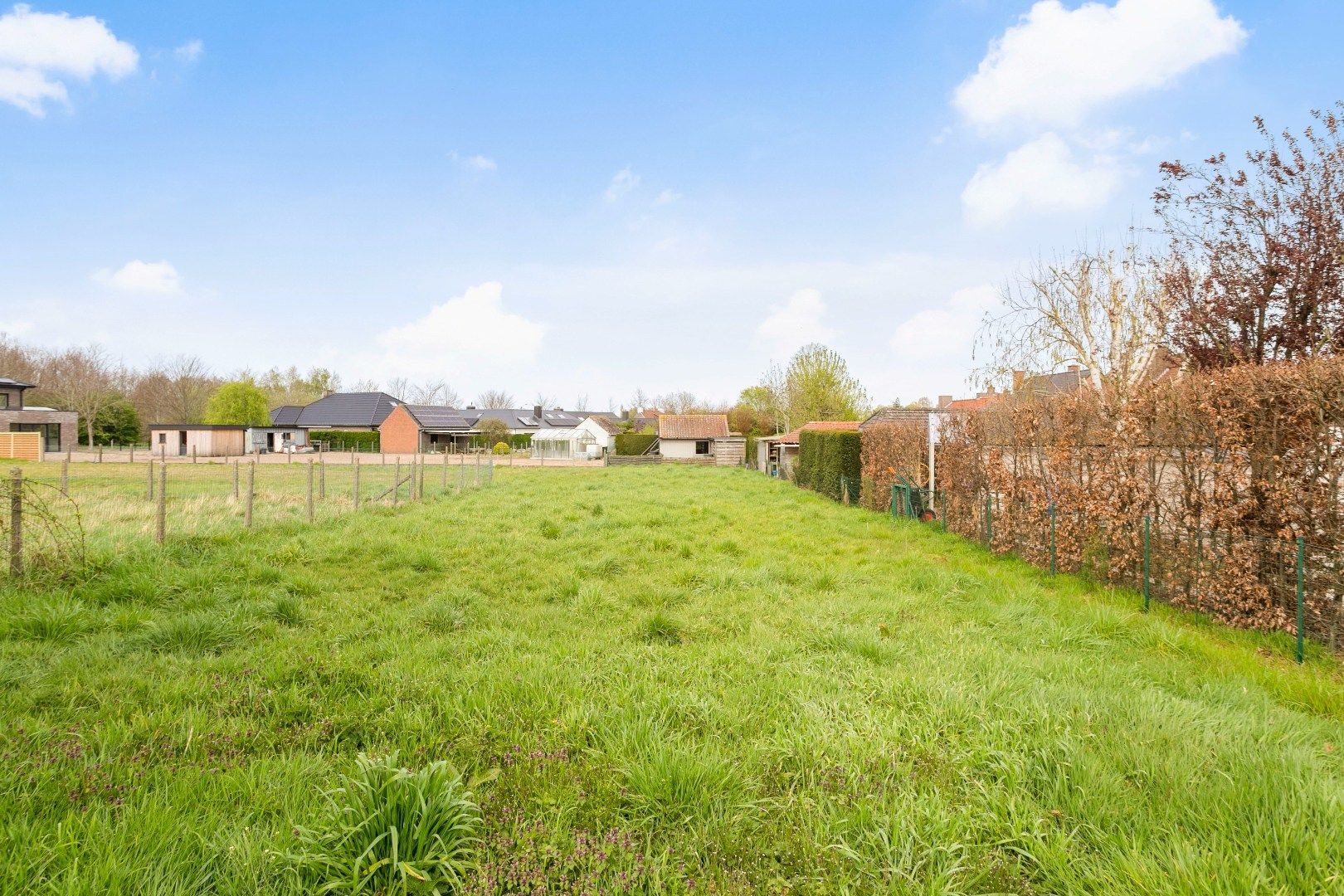 Zonnig perceel bouwgrond naast het Lozerbos foto 5