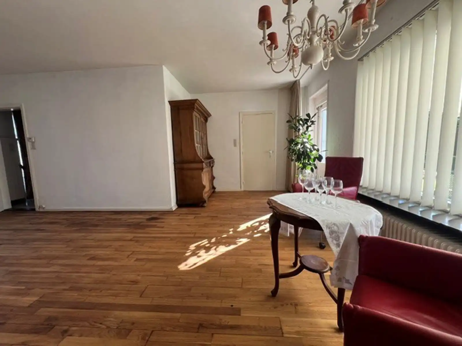 CHARMANTE WONING IN EEN GROENE OASE foto 9