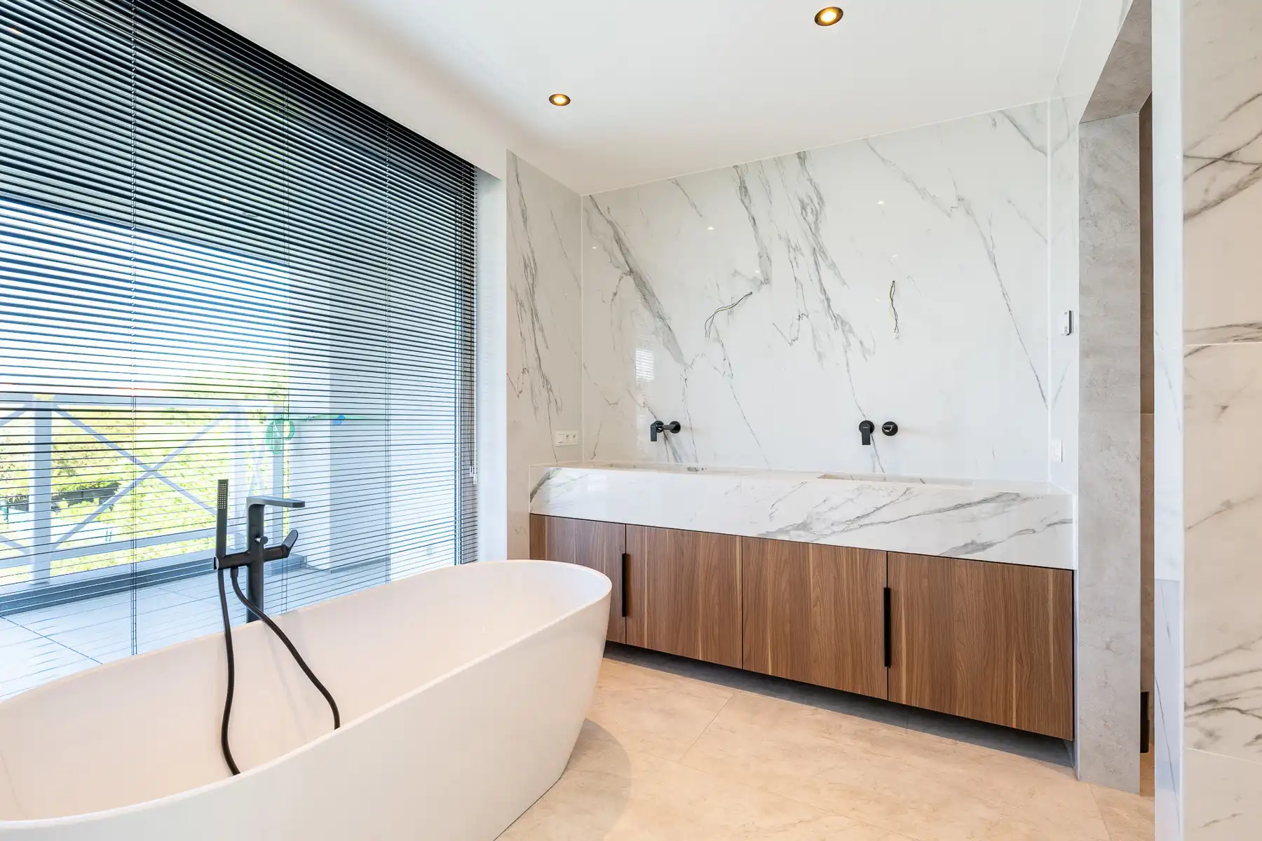 Prachtige ongemeubelde nieuwbouwwoning nabij het centrum van Knokke foto 25