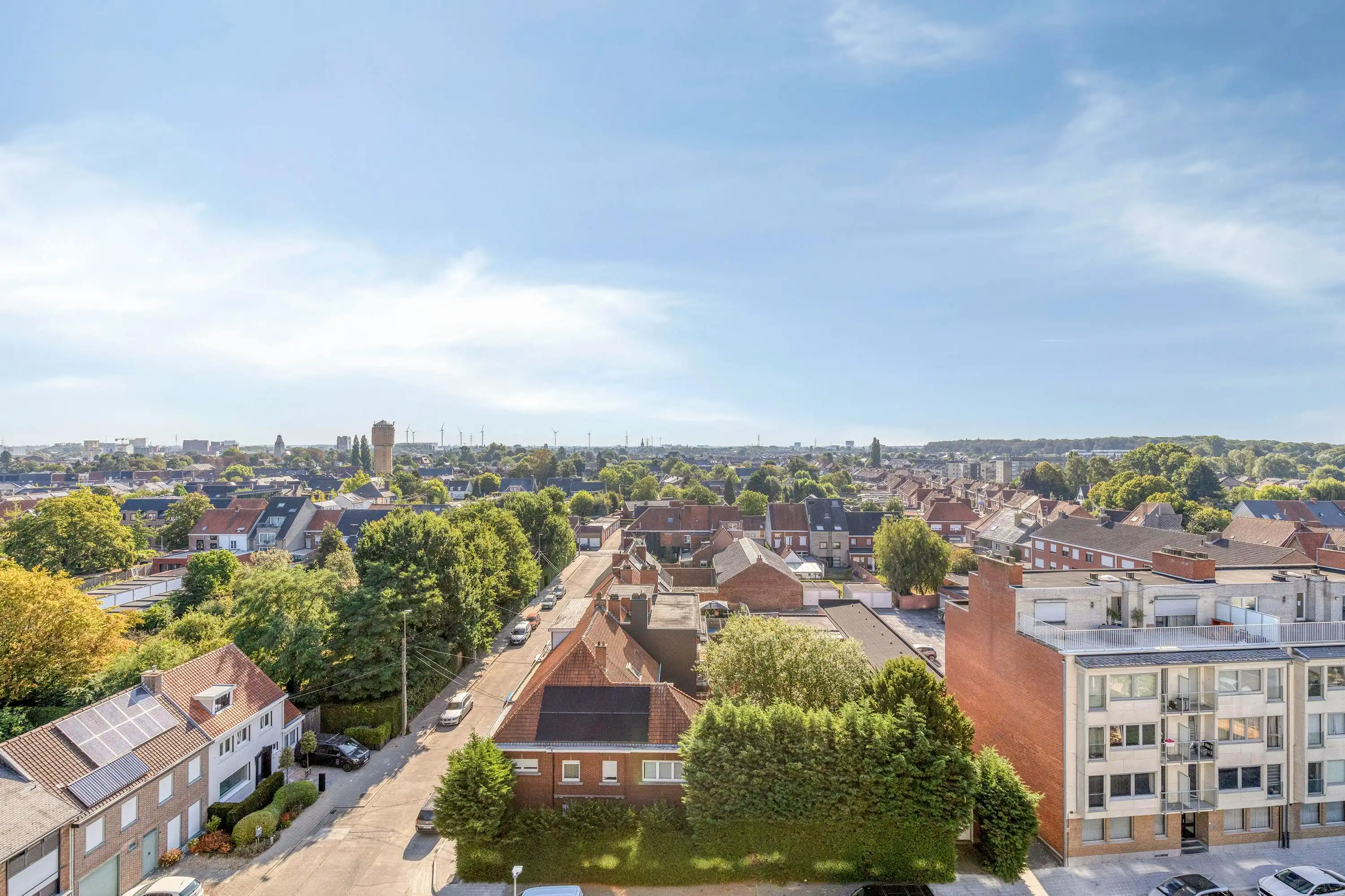 Instapklaar appartement op de 8ste verdieping met ruim terras en open uitzicht foto 9