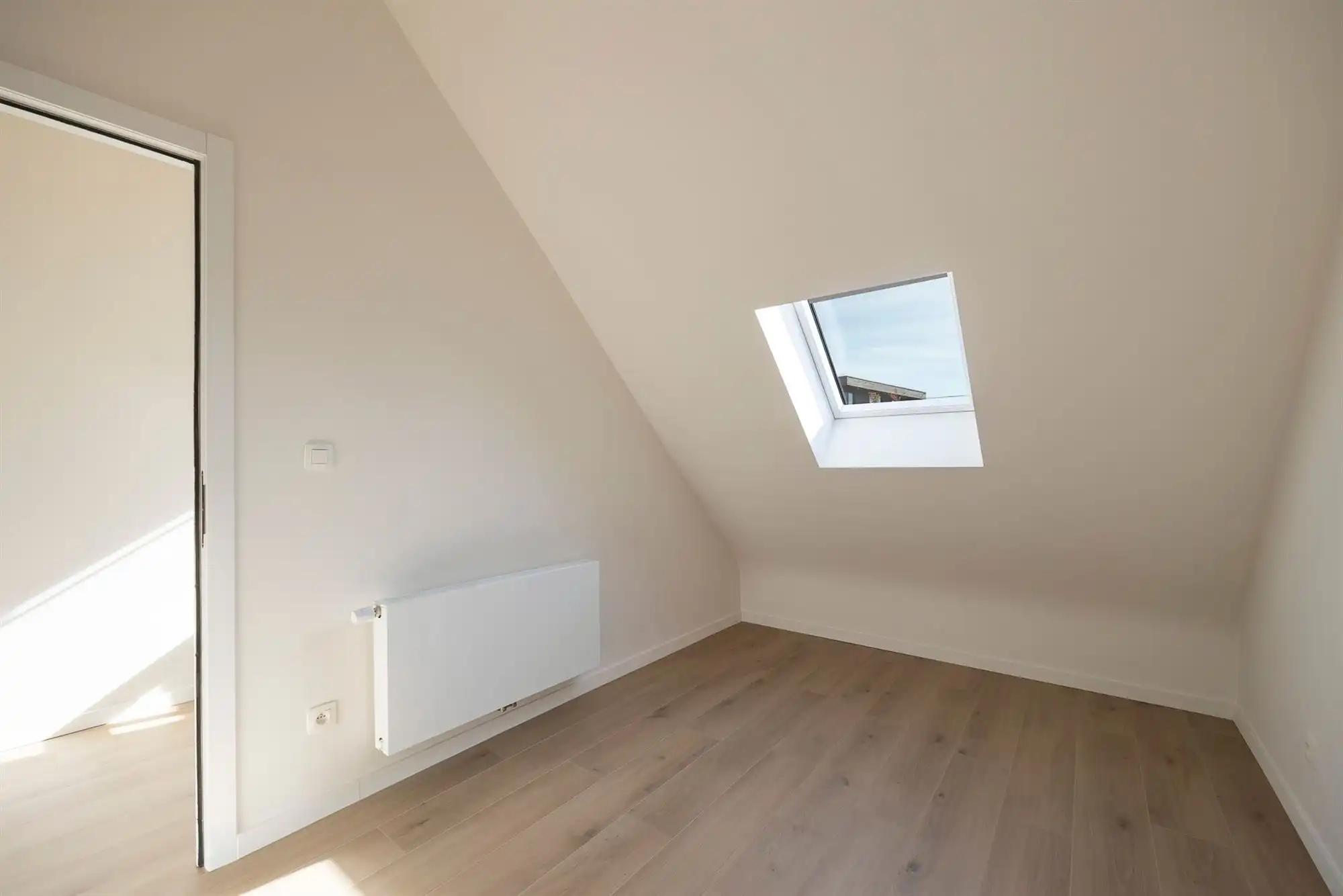 Volledig gerenoveerde woning met tuin in Mechelen foto 21