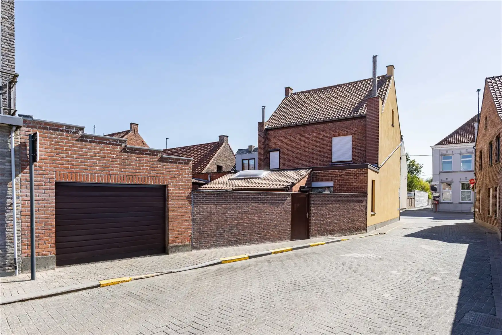 Herwaarderingsproject met twee dorpswoningen foto 13