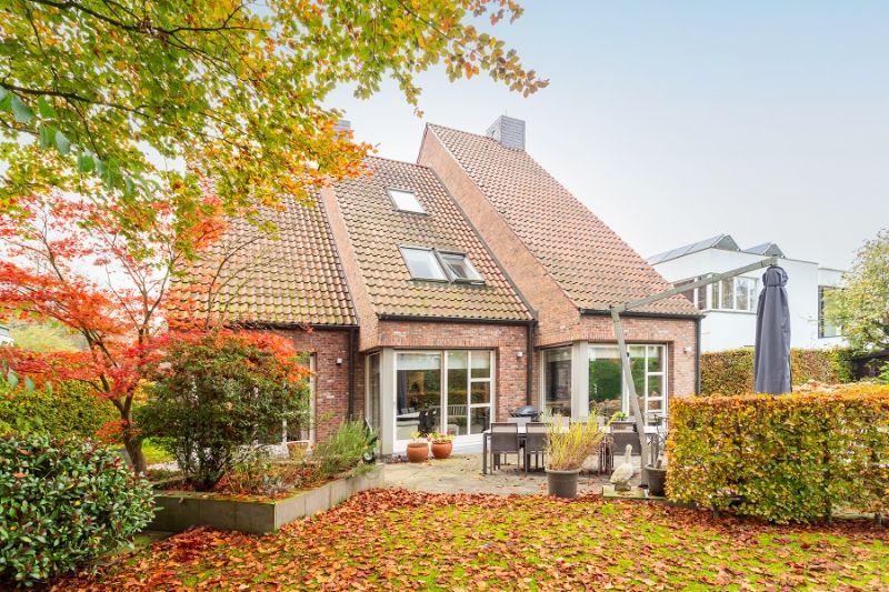 Instapklaar, villa met een zee van ruimte op toplocatie! foto 12