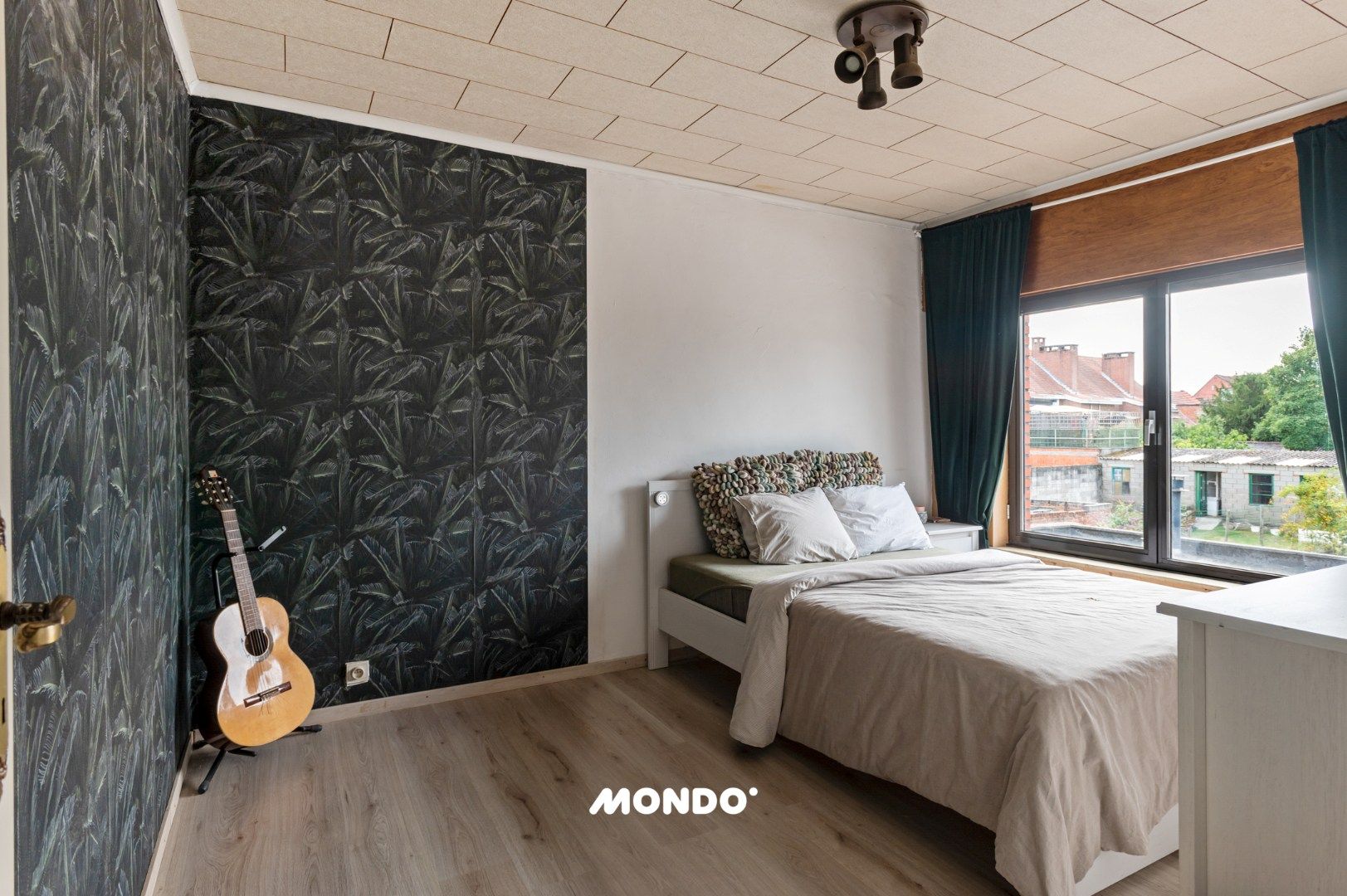 Charmante woning met westgerichte tuin te Hemiksem foto 12