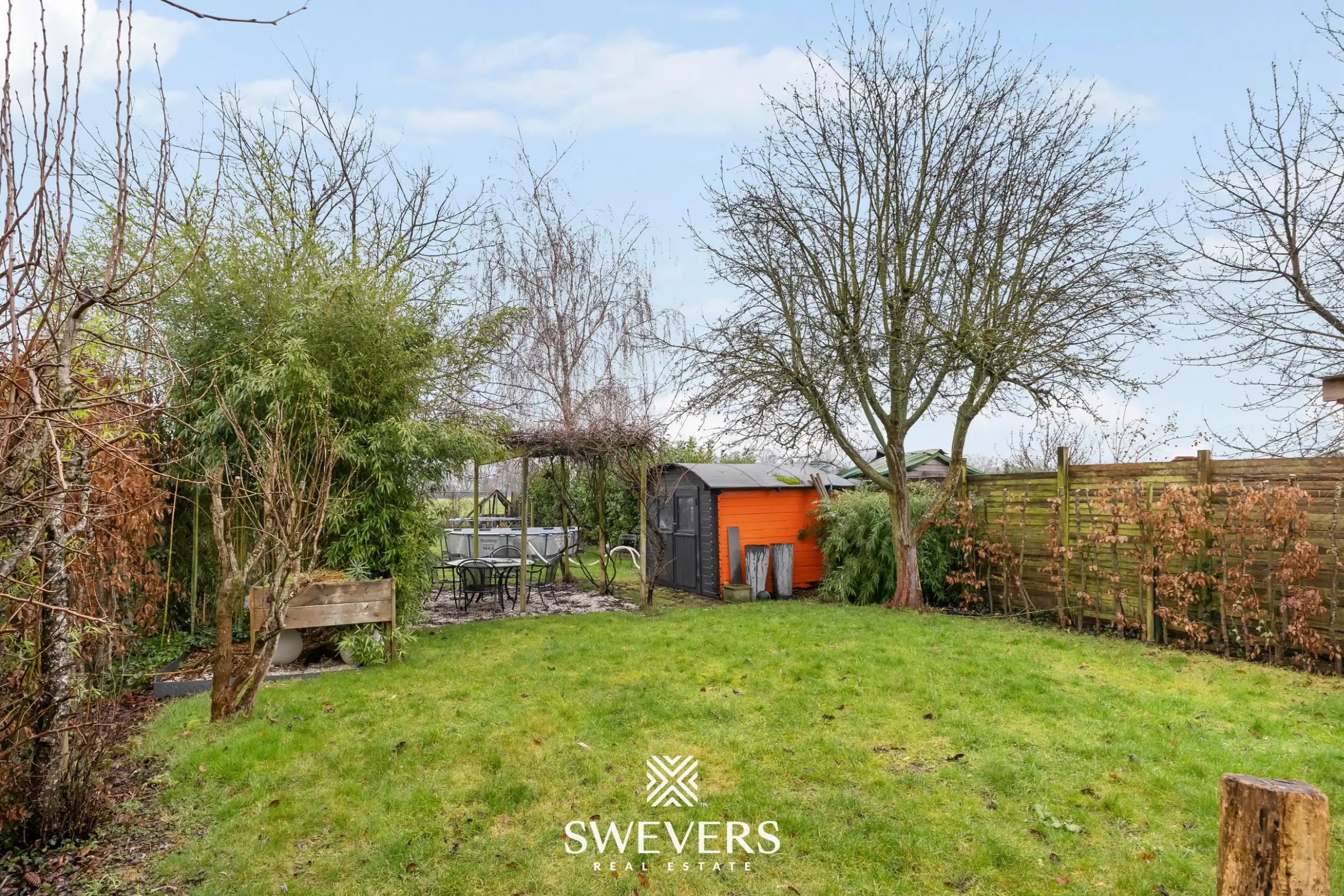 Ruime woning met 5 slaapkamers en binnenzwembad foto 24