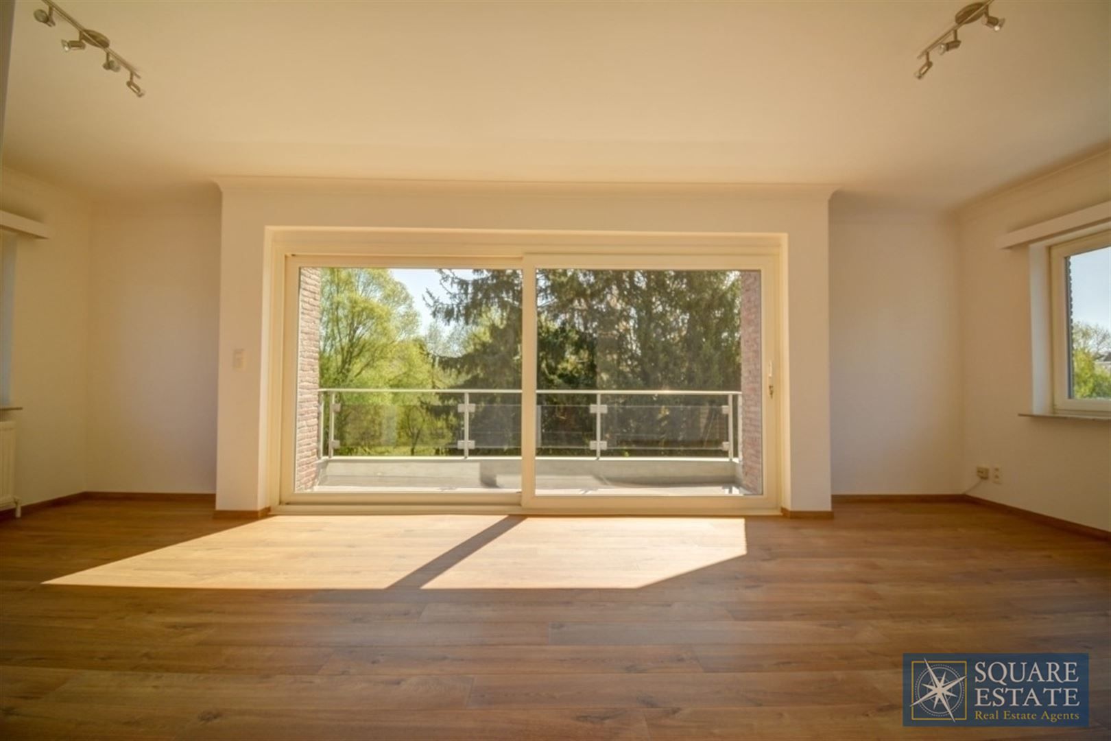 Prachtig appartement met 3 slaapkamers foto 3