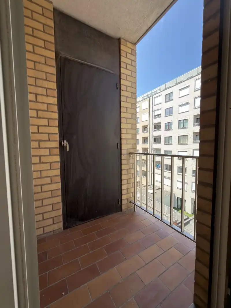 MOOI GERENOVEERD APPARTEMENT MET CENTRALE LIGGING EN DICHTBIJ DE ZEE! foto 14