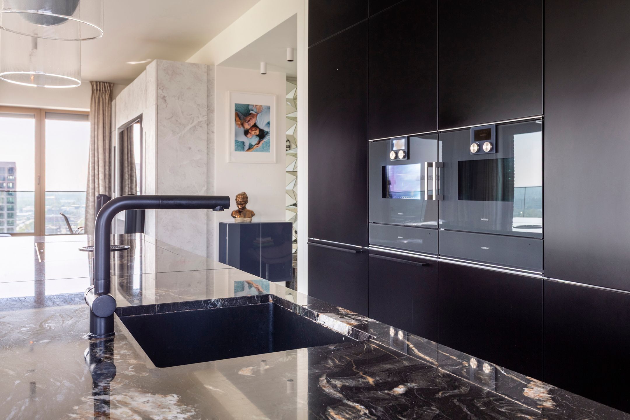 luxeappartement met spectaculaire zichten op 20e verdieping foto 12