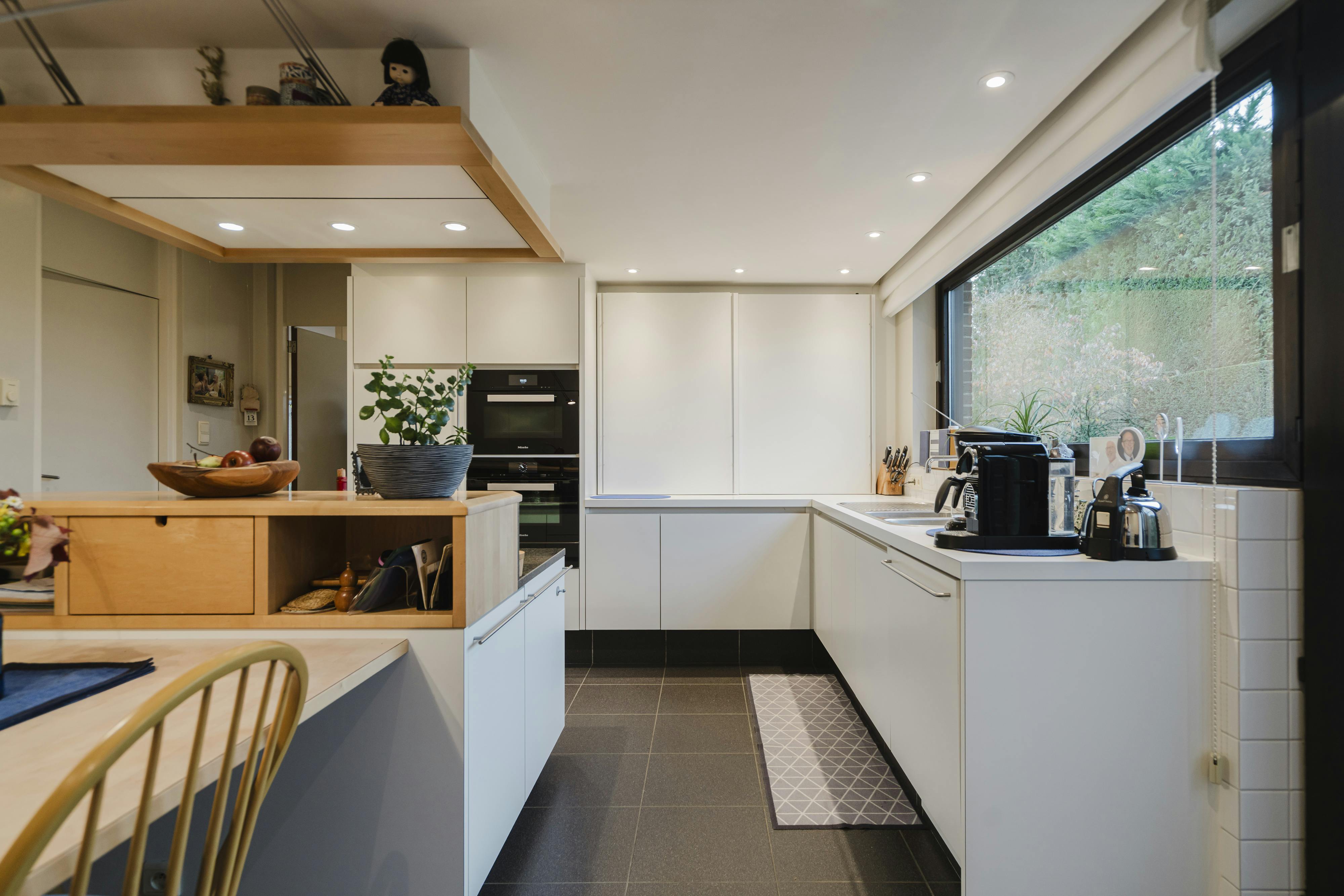 Karaktervolle, architecturale villa te koop in Wevelgem! foto 10