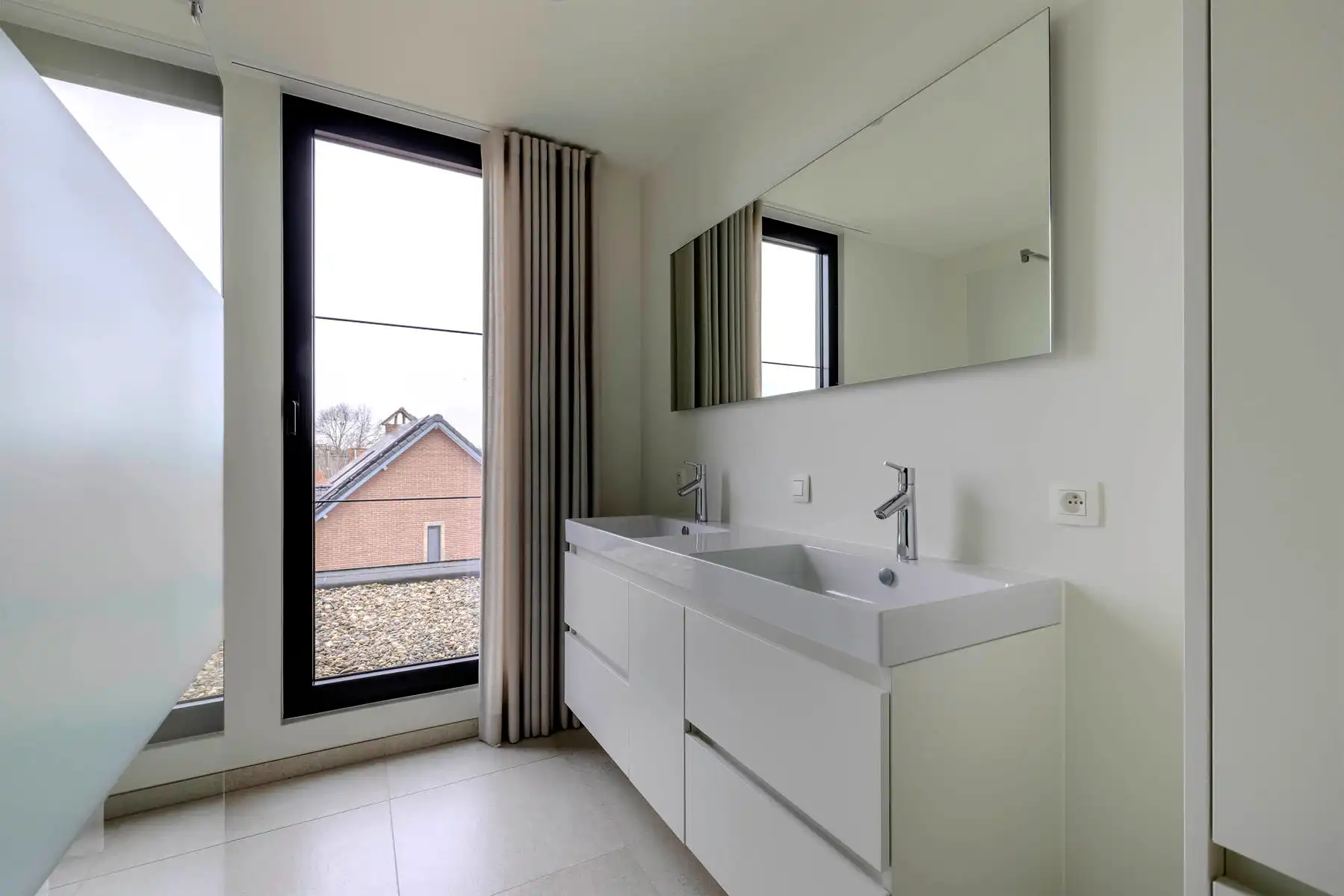 Penthouse in hartje Mol – ruimte, comfort en een fenomenaal dakterras foto 20