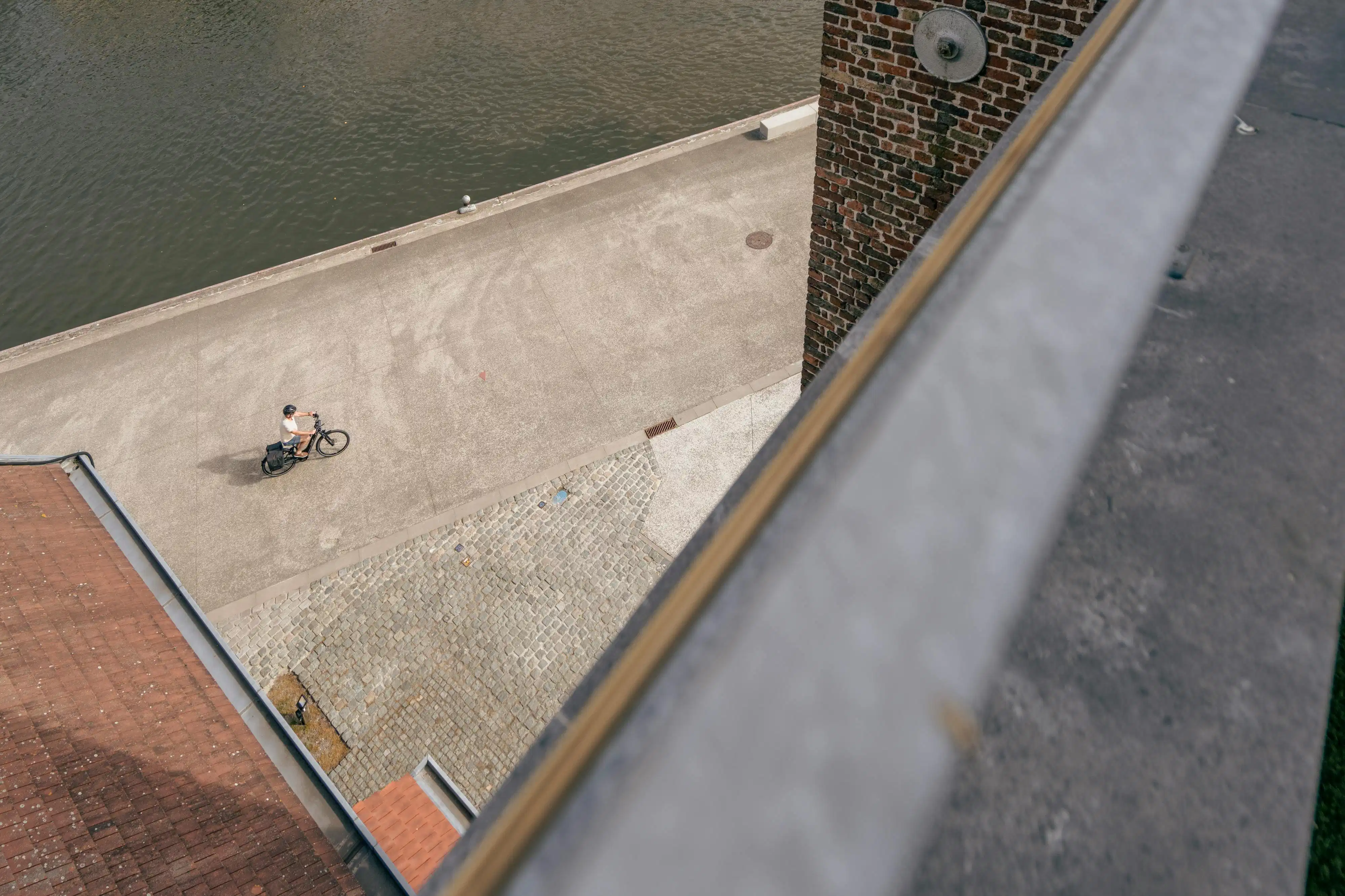 Penthouse te koop met 180° Leizezicht  foto 17
