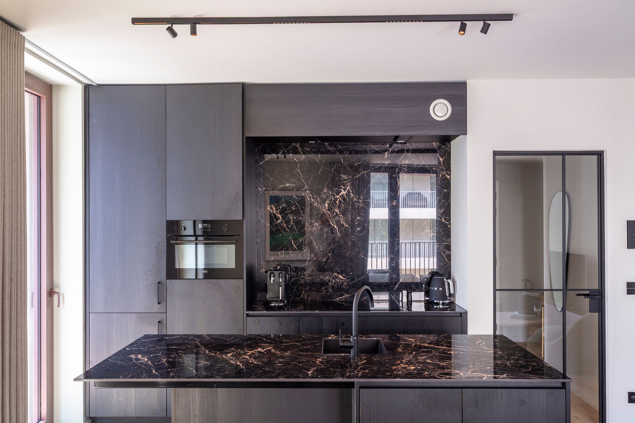 luxeappartement met 3 slaapkamers en terras op Nieuw-Zuid foto 14