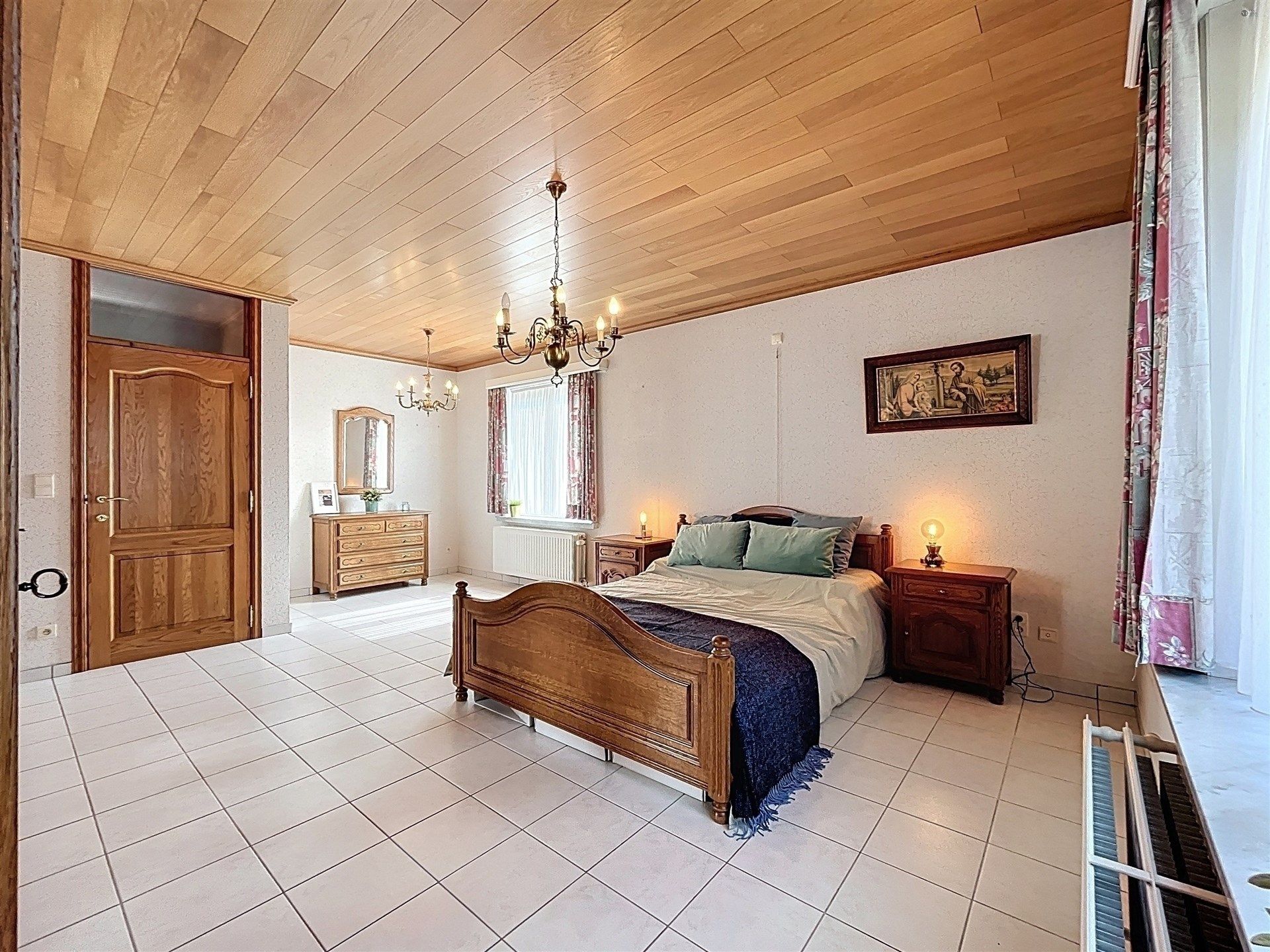 Open bebouwing/bungalow met garage op perceel van 1038m² foto 5