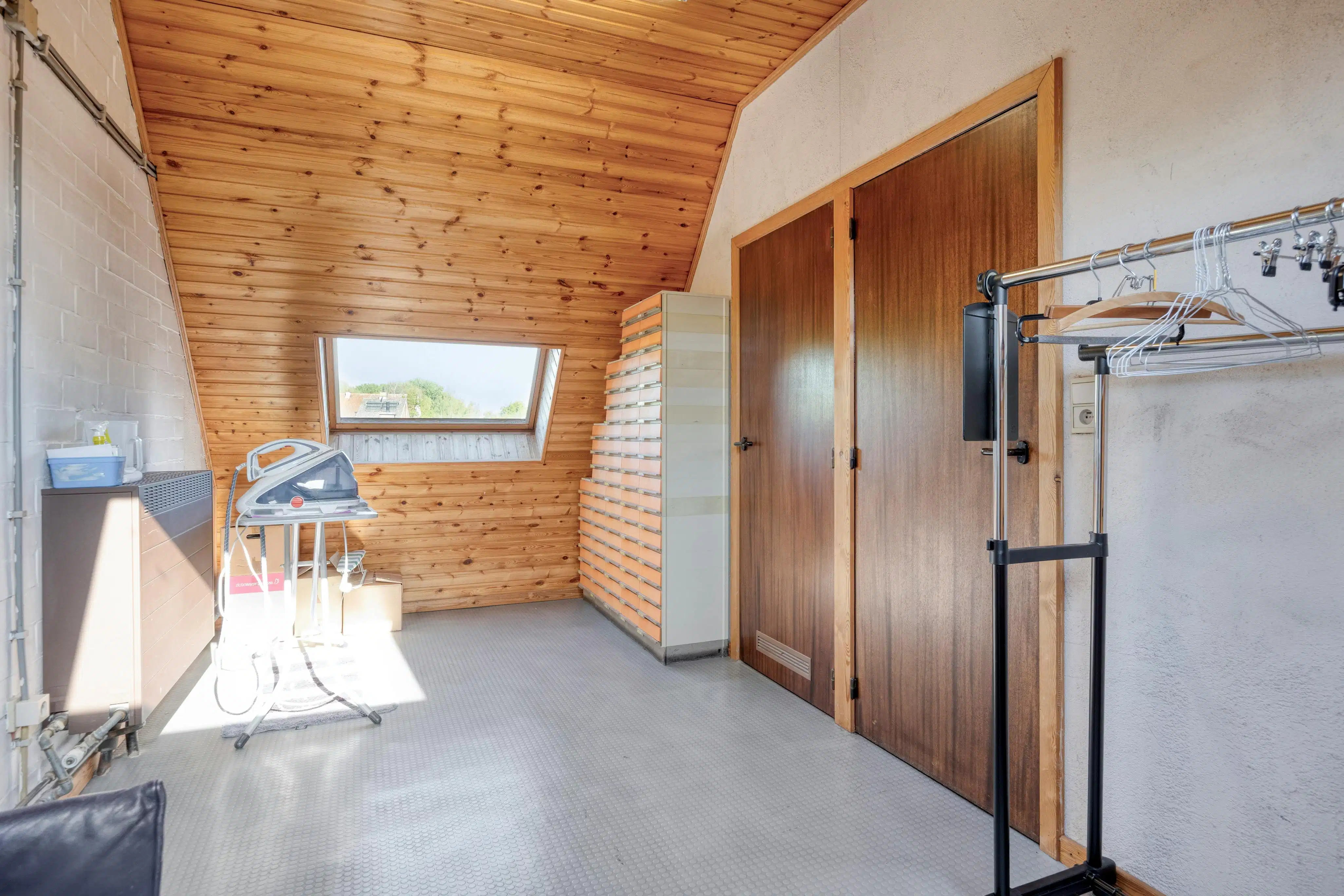 Ruime halfopen bebouwing te koop in Kruibeke foto 26