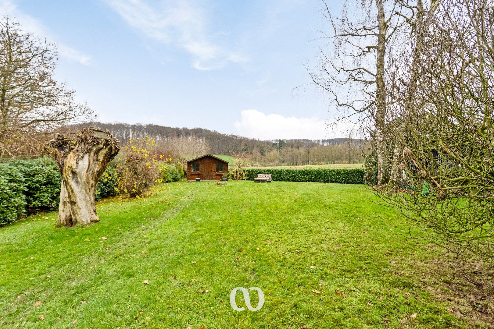 Subliem gelegen villa met prachtig zicht foto 19