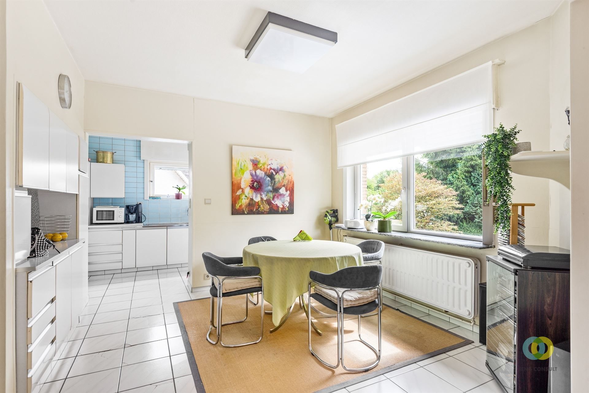 Ruime villa met potentieel in een rustige straat foto 4