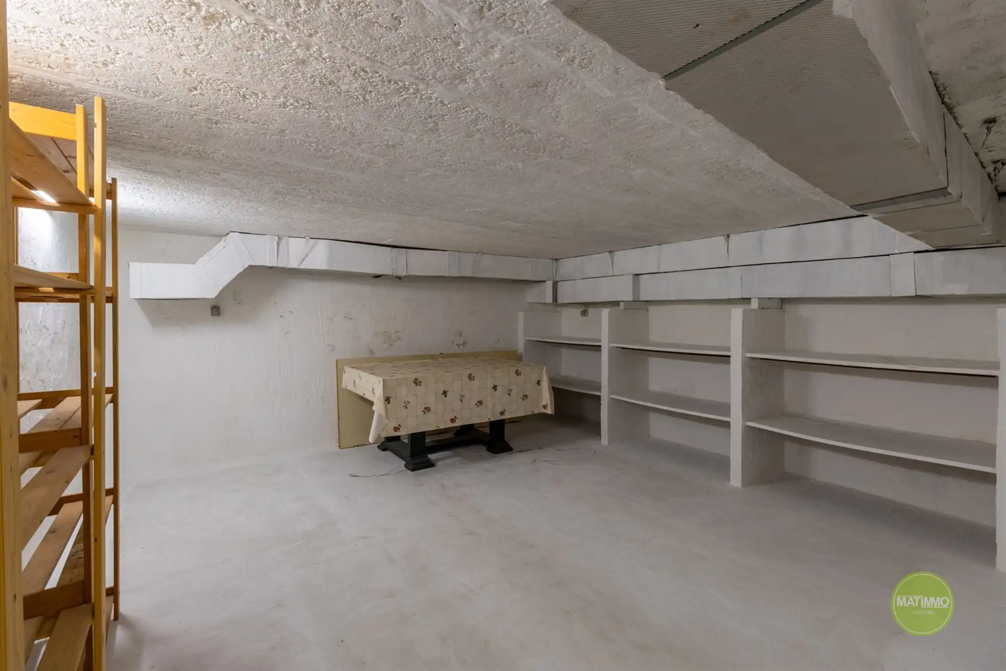 Rustig gelegen woning op een perceel van ruim 2.275 m2 foto 30