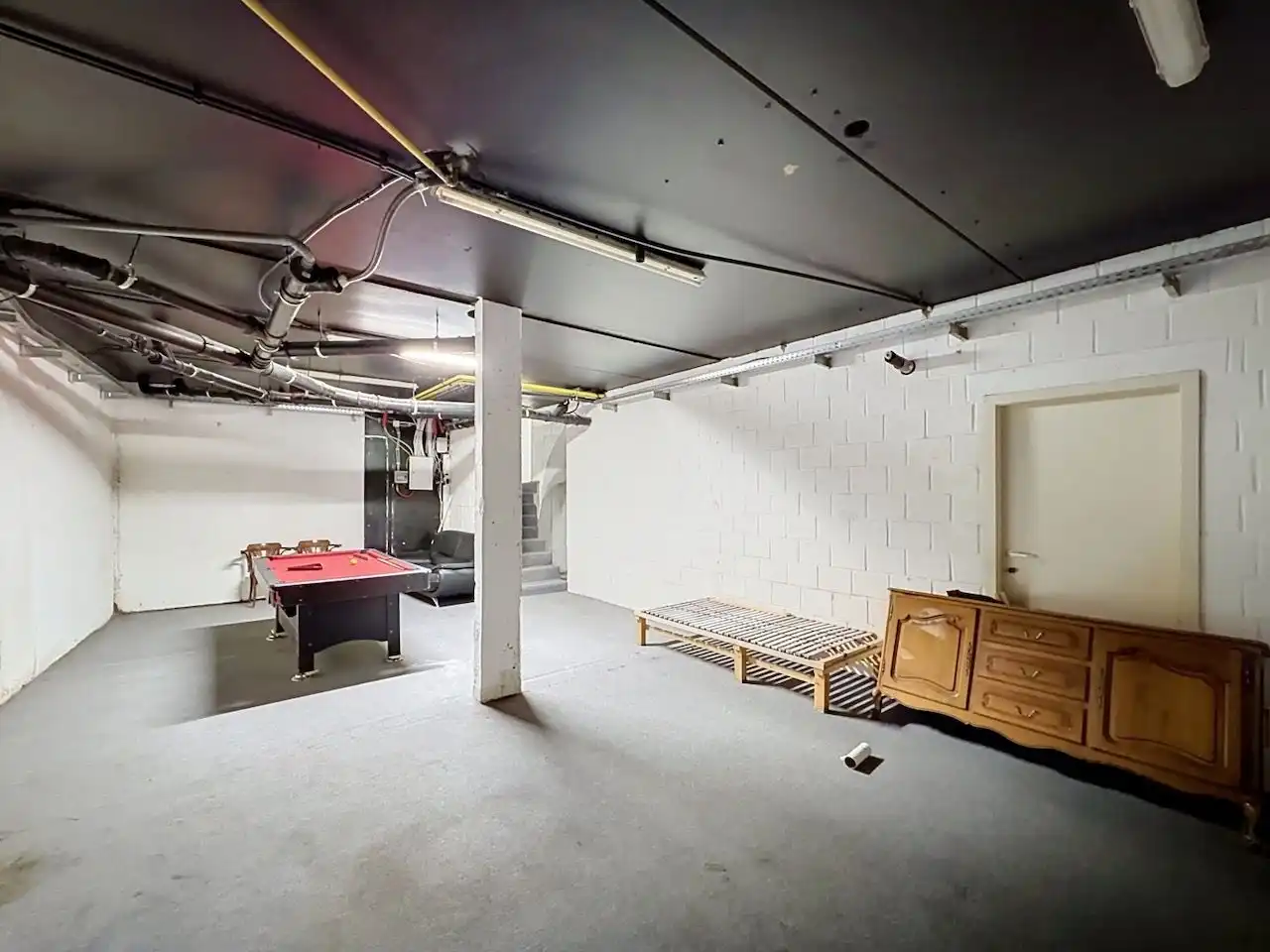 Buitengewoon ruim gelijkvloers appartement met 3 slaapkamers en hobbyruimte foto 24