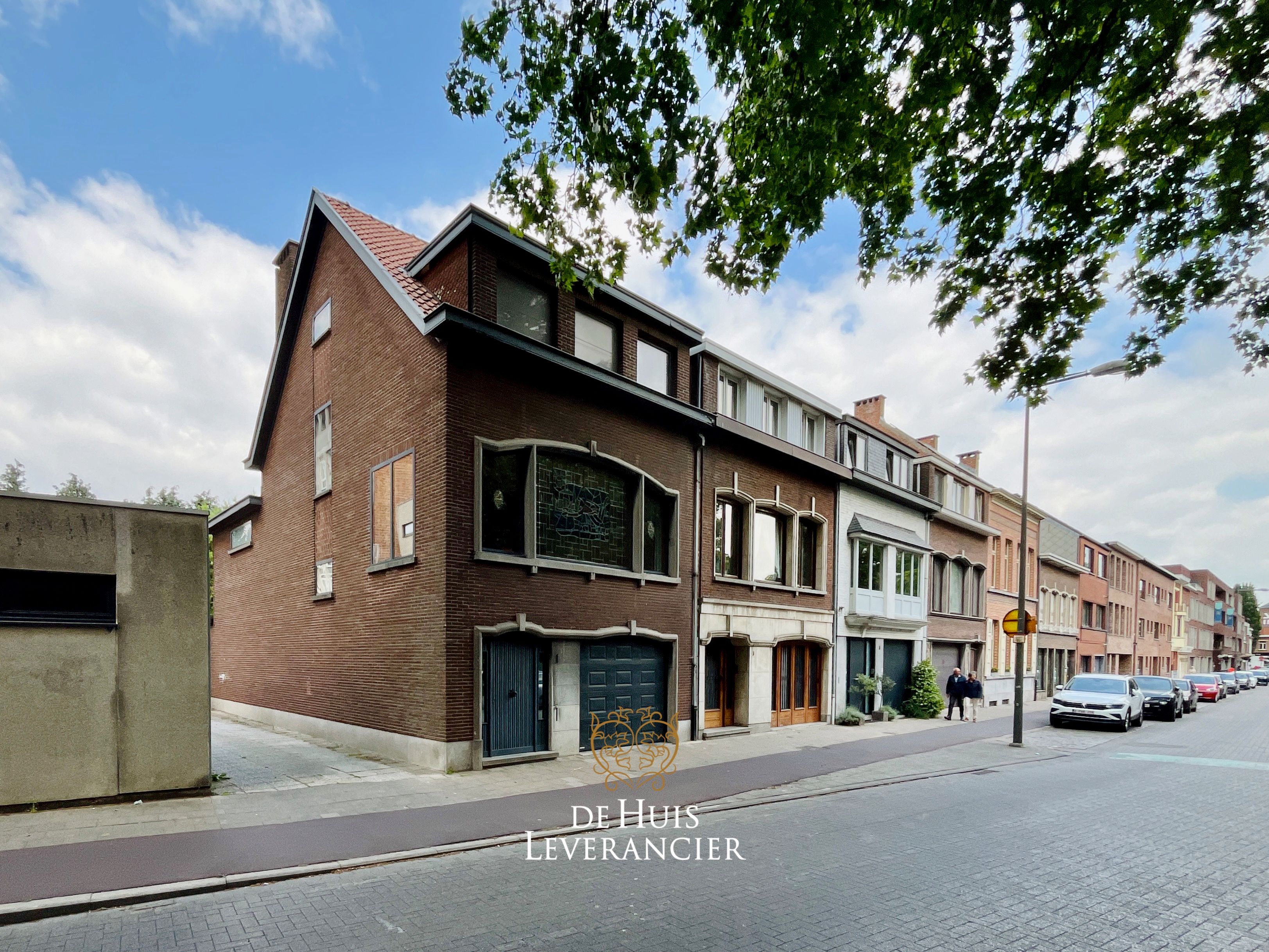 Wonen in het hart van Wilrijk met ruimte voor meer dan alleen een warme thuis foto 2