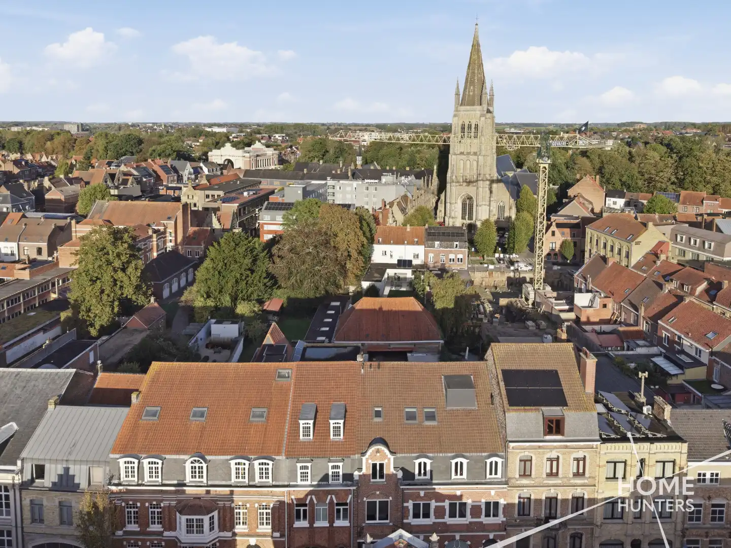 Ruim dakappartement met royaal terras en een schitterend uitzicht over Ieper foto 2