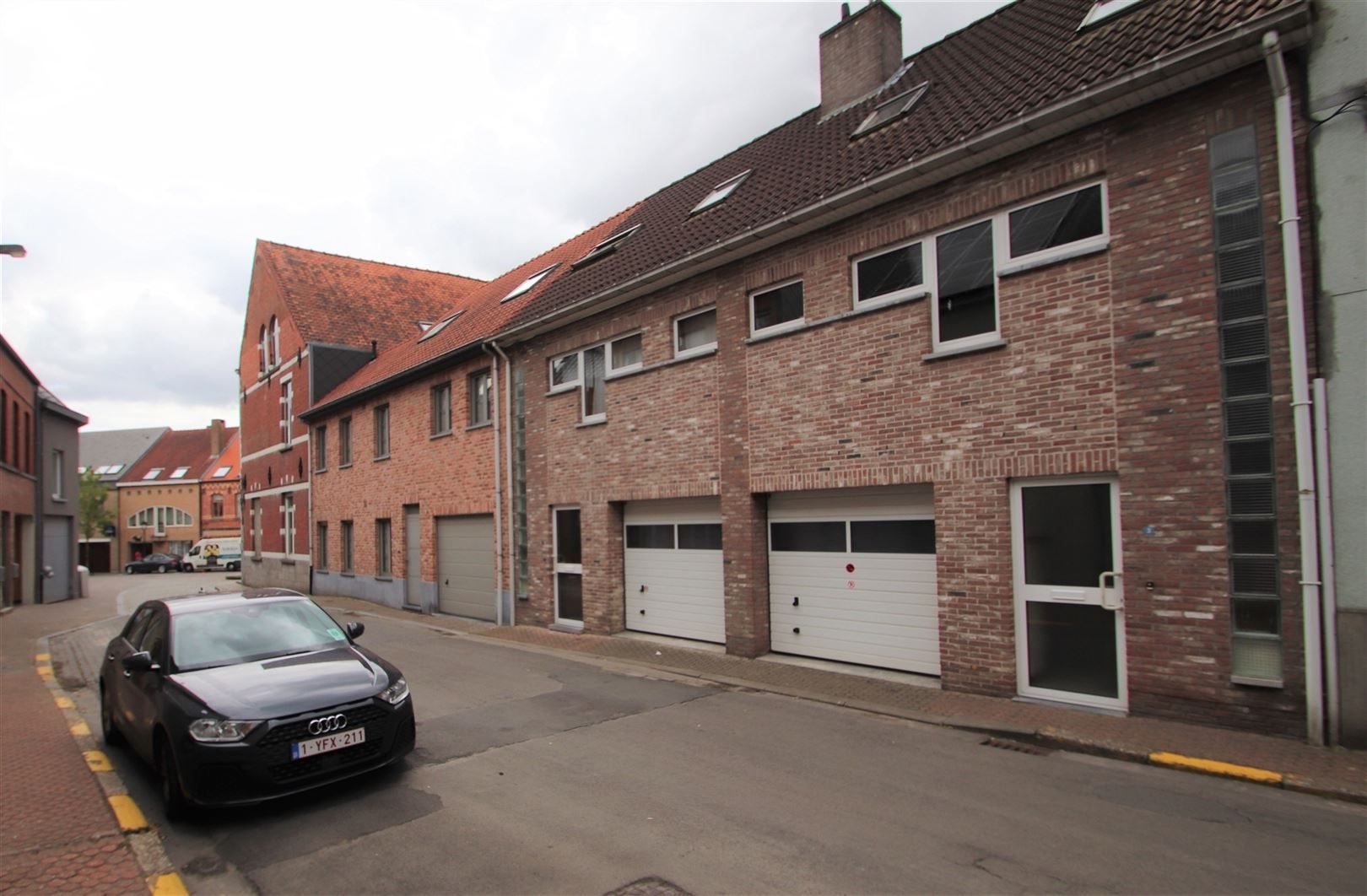 Vlot bereikbare ruime woning met 4 slaapkamer, garage + stadstuin  foto 2