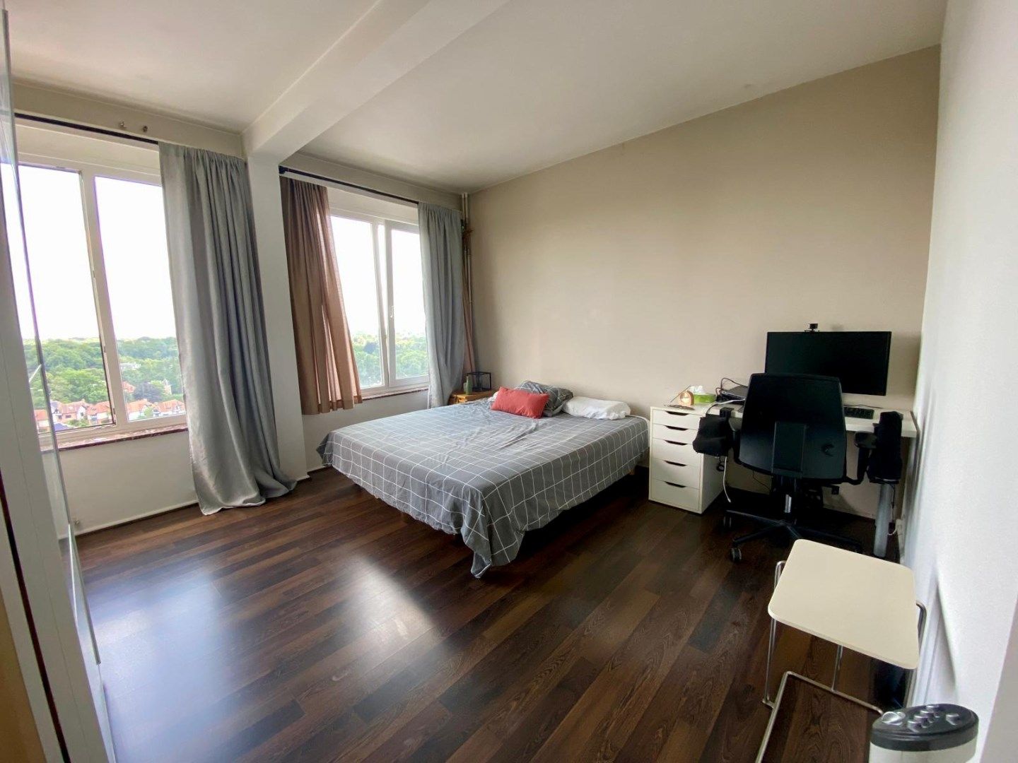 LEUK STARTERSAPPARTEMENT MET MAGNIFIEK UITZICHT OP 15 DE VERDIEPING foto 12